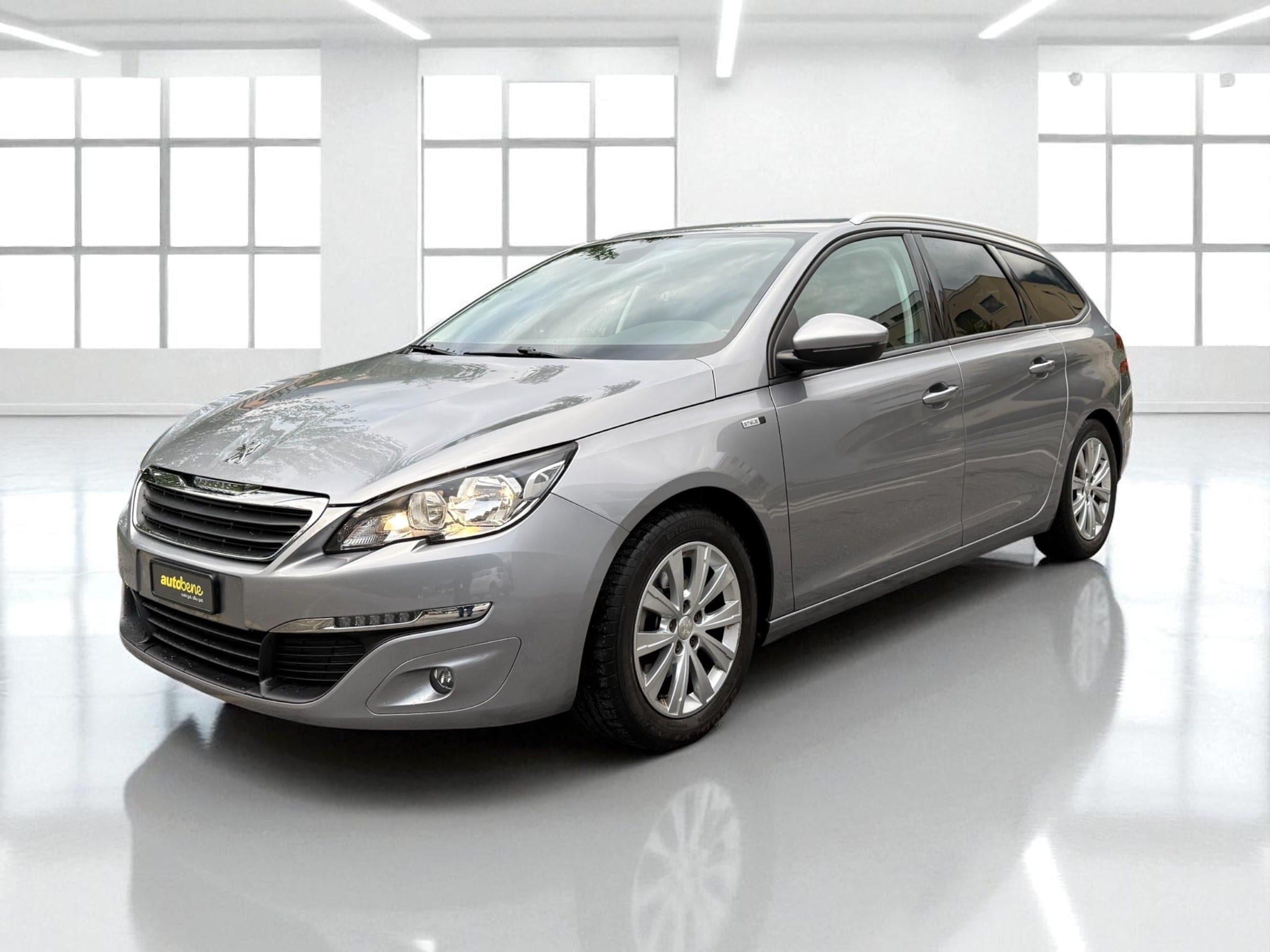 Peugeot 308 PEUGEOT 308 SW 1.2 THP Style