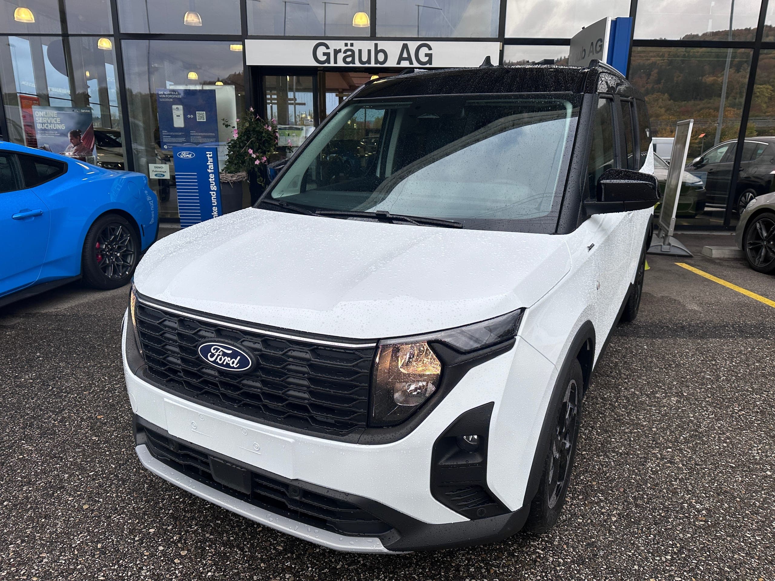 Ford Tourneo Courier FORD Tourneo Courier 1.0 EcoBoost Active Automat