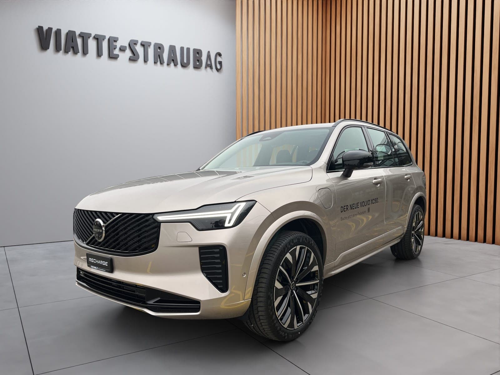 Volvo XC90 VOLVO XC90 2.0 T8 TE Ultra Dark eAWD