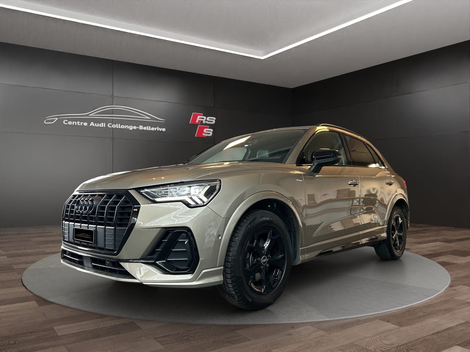Audi Q3 AUDI Q3 35 TFSI S line Attraction S-tronic