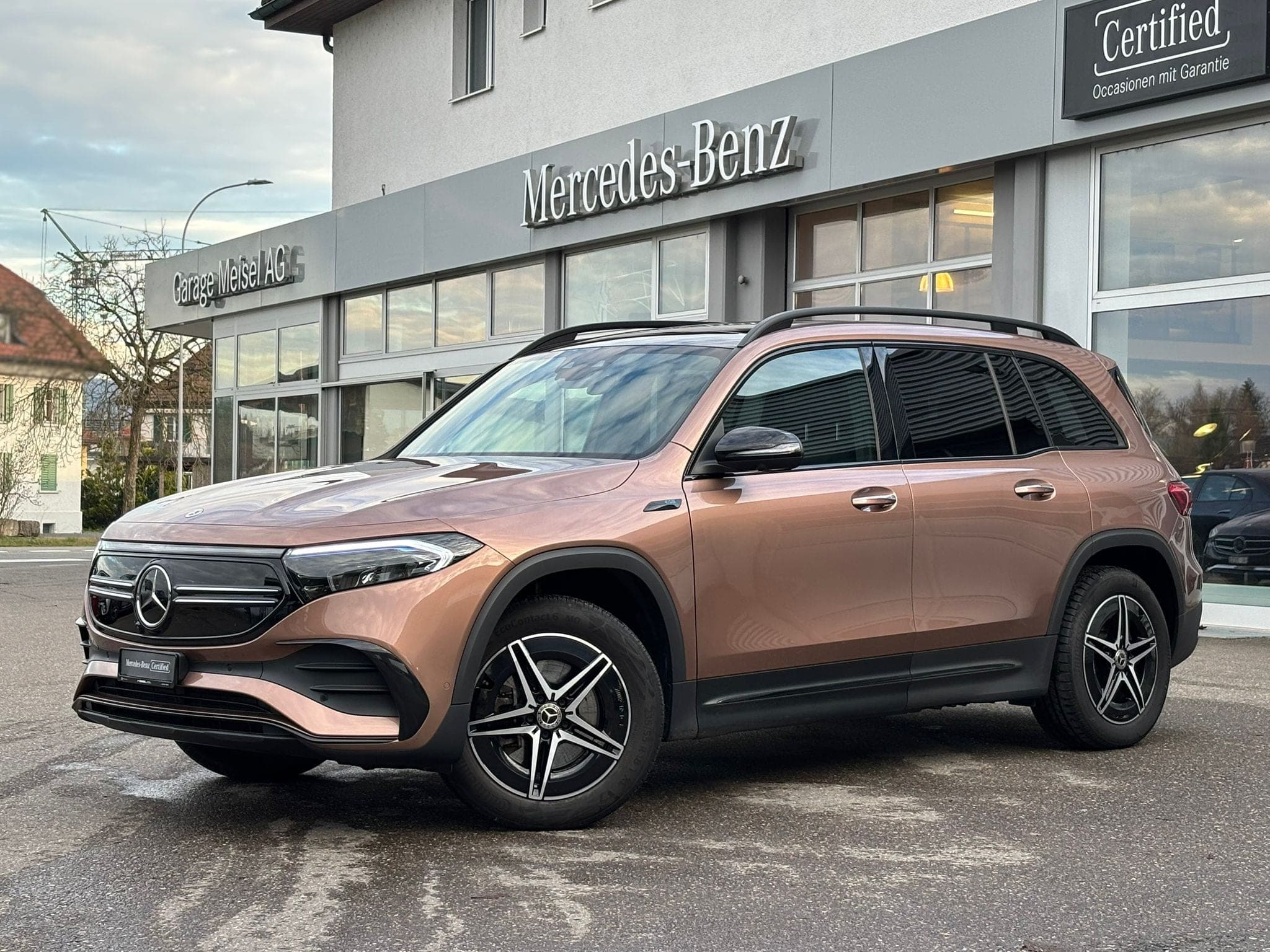 Mercedes-Benz EQB MERCEDES-BENZ EQB 350 AMG-Line 4Matic