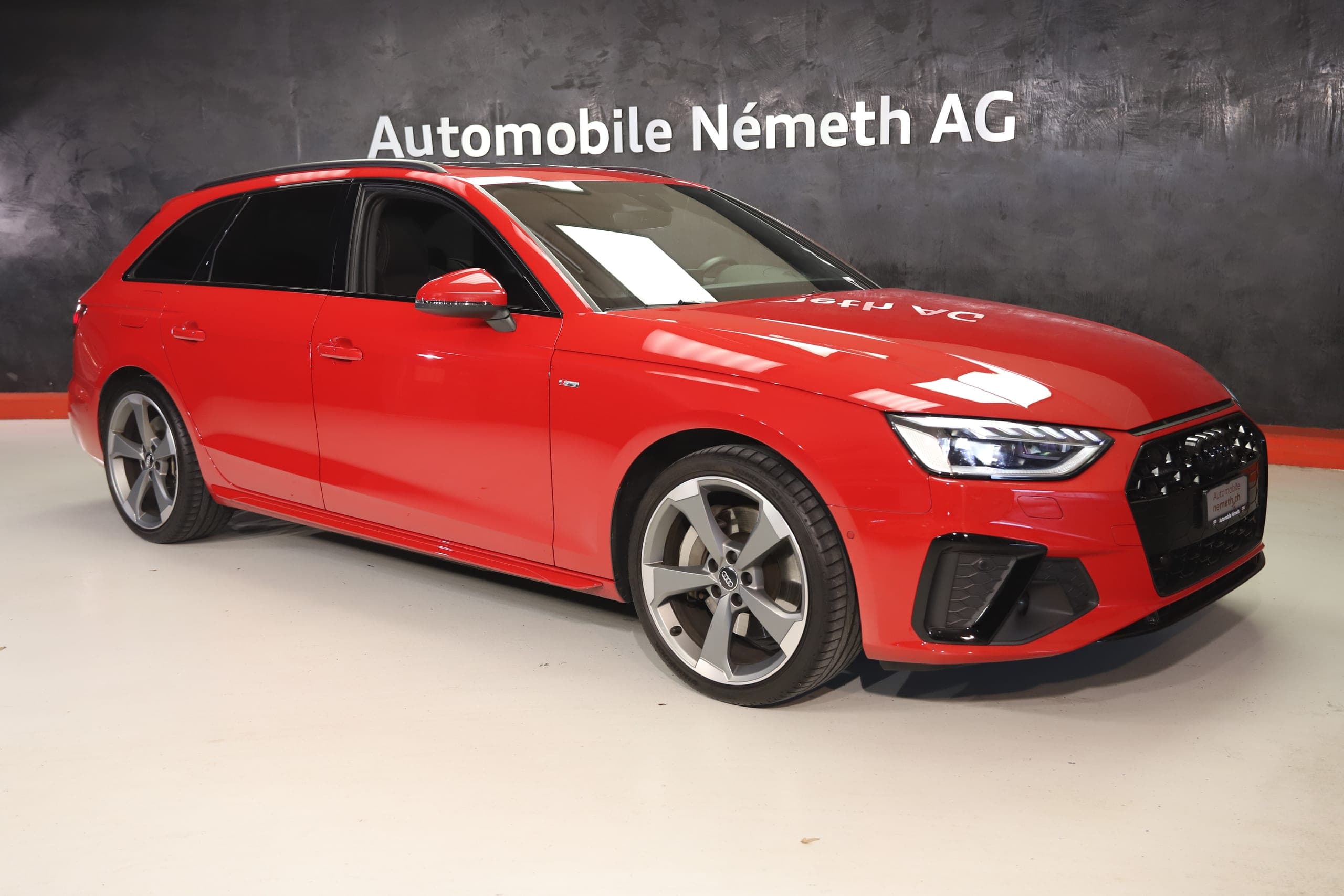 Audi A4 AUDI A4 Avant 45 TFSI S line S-tronic quattro