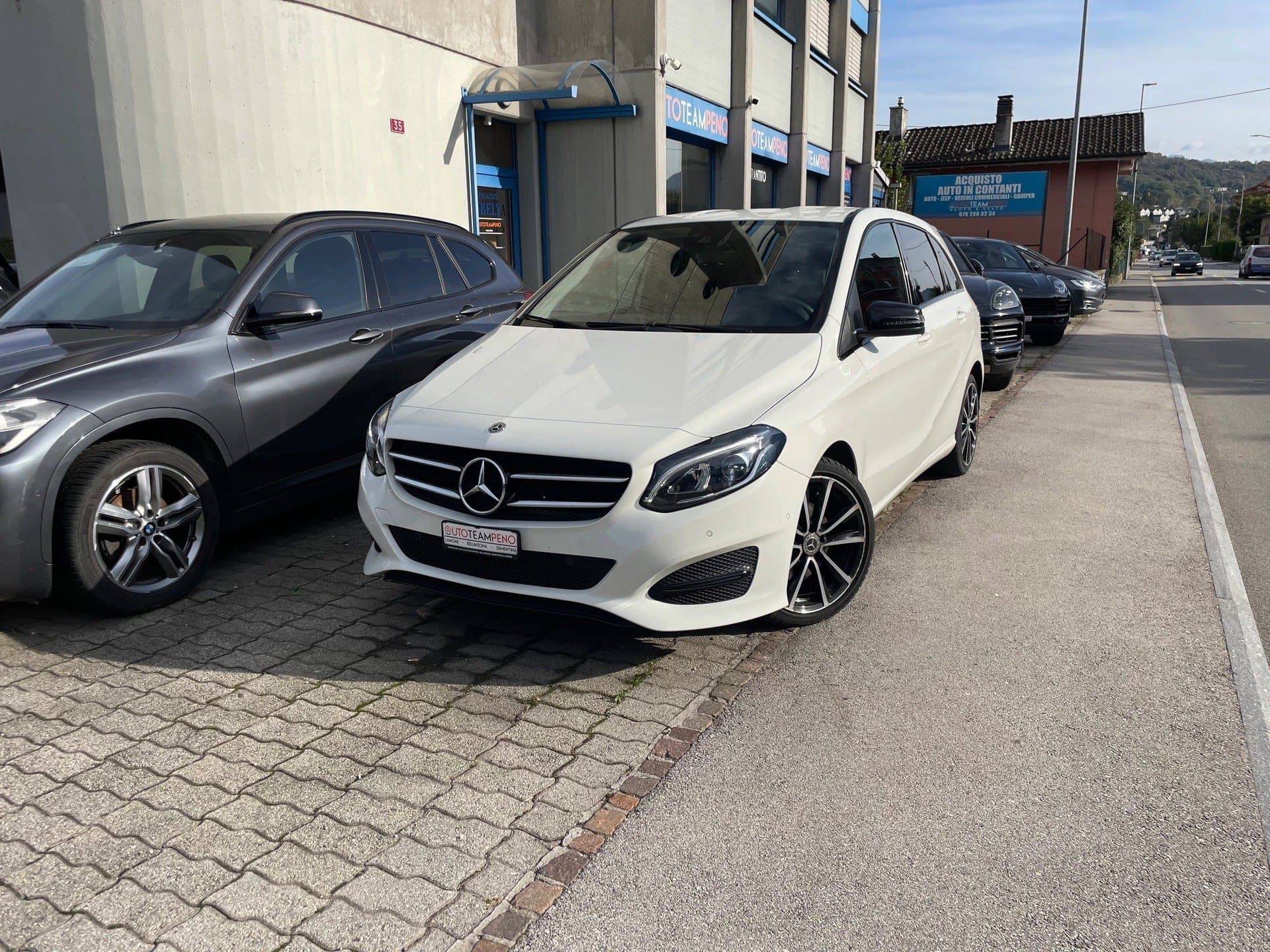 Mercedes-Benz B-Klasse MERCEDES-BENZ B 220 CDI Urban 4Matic 7G-DCT