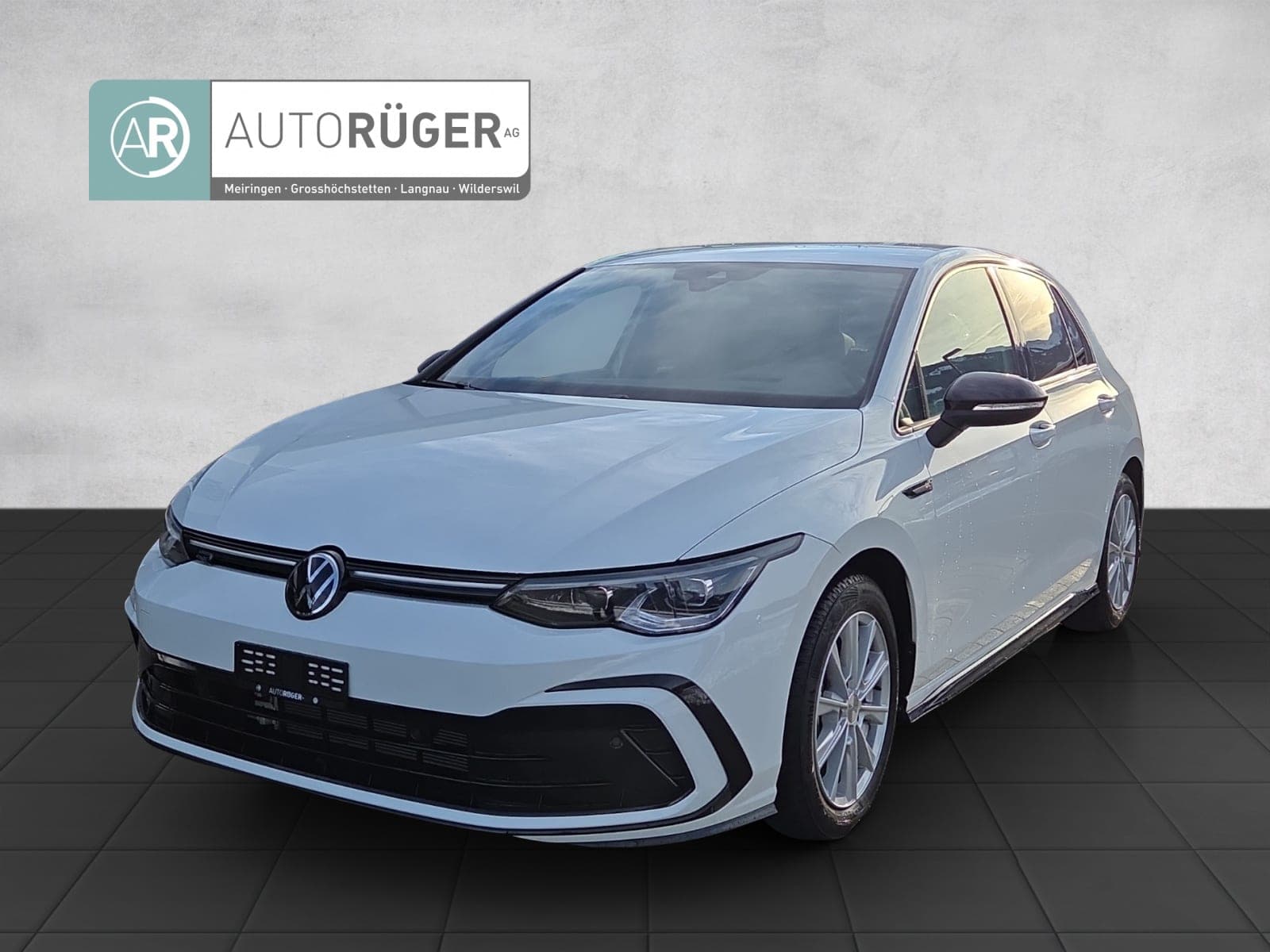 VW Golf VW Golf 1.5 eTSI mHEV ACT R-Line 75 Edition DSG