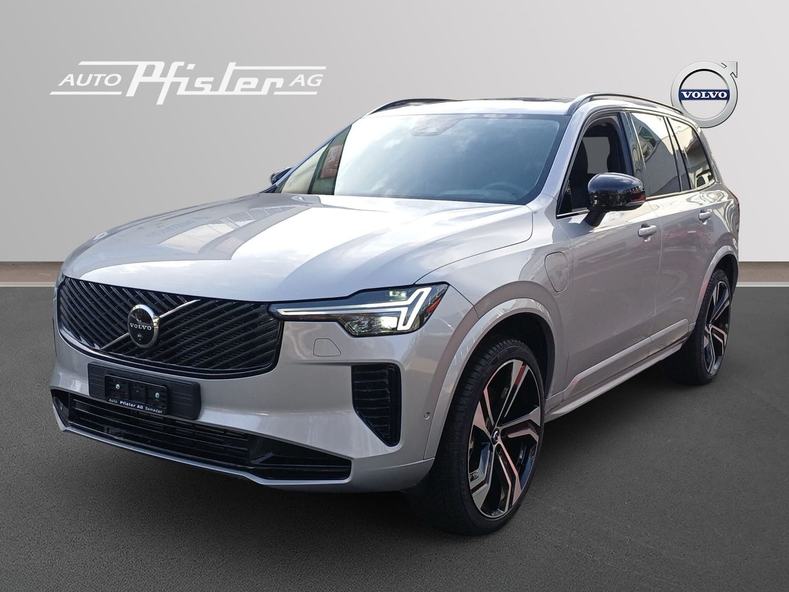 Volvo XC90 VOLVO XC90 2.0 T8 TE Ultra Dark eAWD