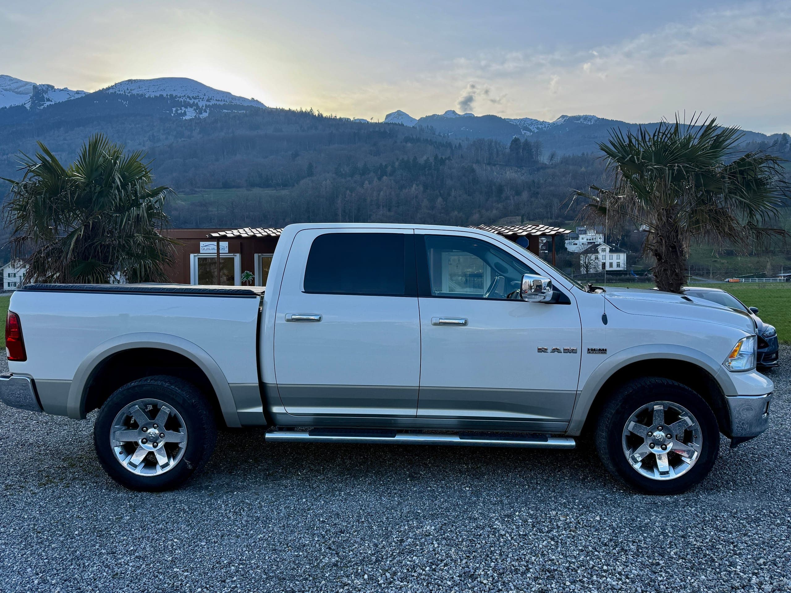 Dodge RAM DODGE 1500 V8 * Leistungs-Kompressor * 6000kg A-Last *