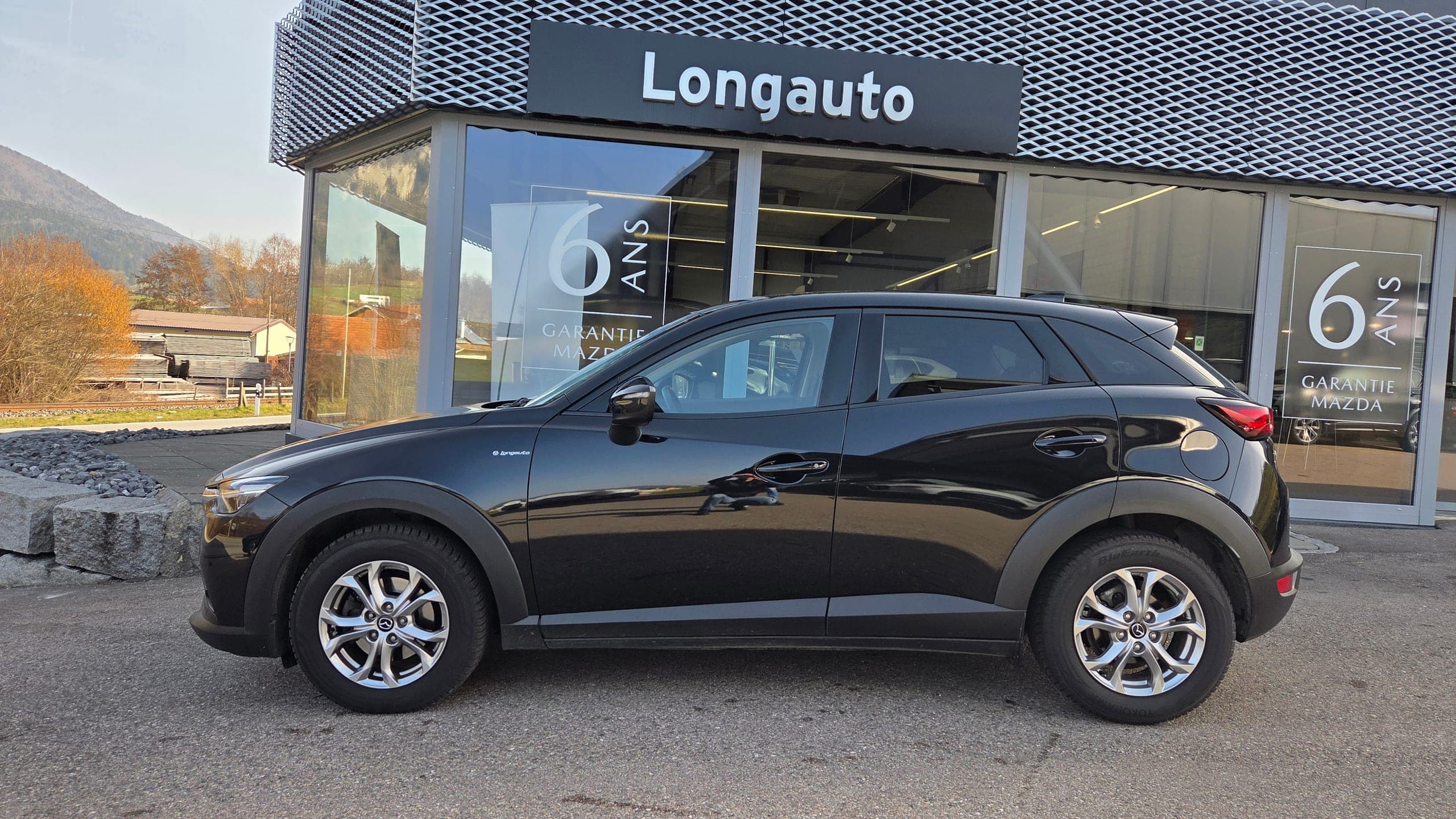 Mazda CX-3 MAZDA CX-3 SKYACTIV-G 121 Ambition Plus FWD Automat