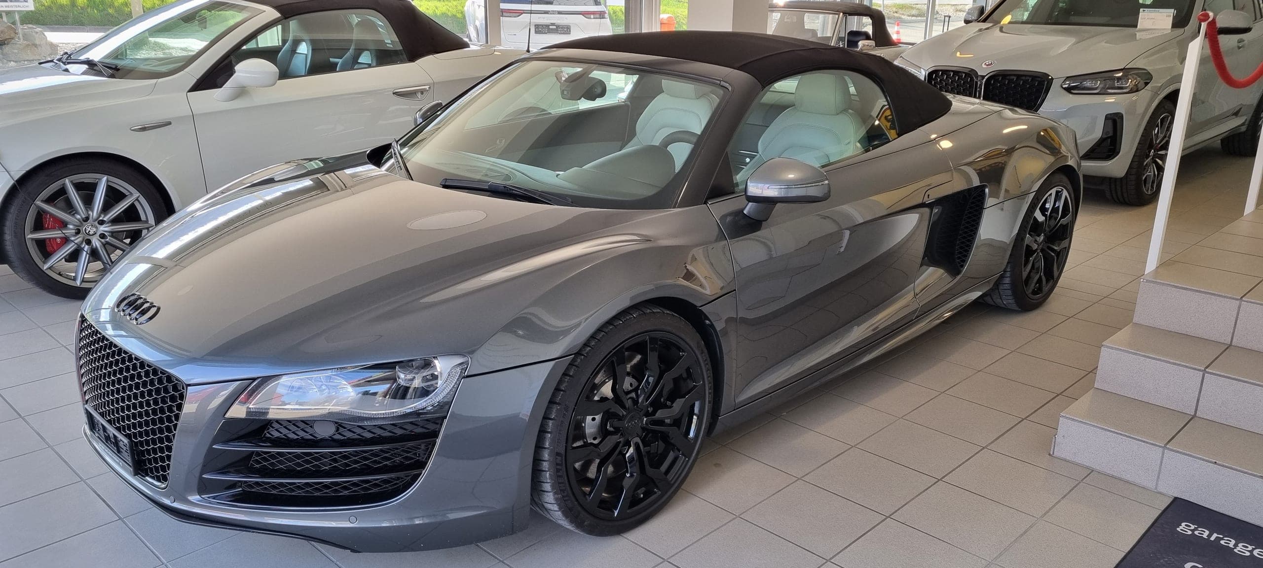 Audi R8 AUDI R8 Spyder 5.2 R-Tronic