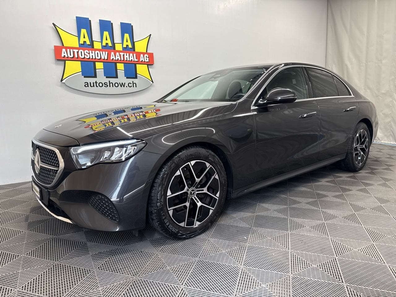Mercedes-Benz E-Klasse MERCEDES-BENZ E 220 d 9G-Tronic