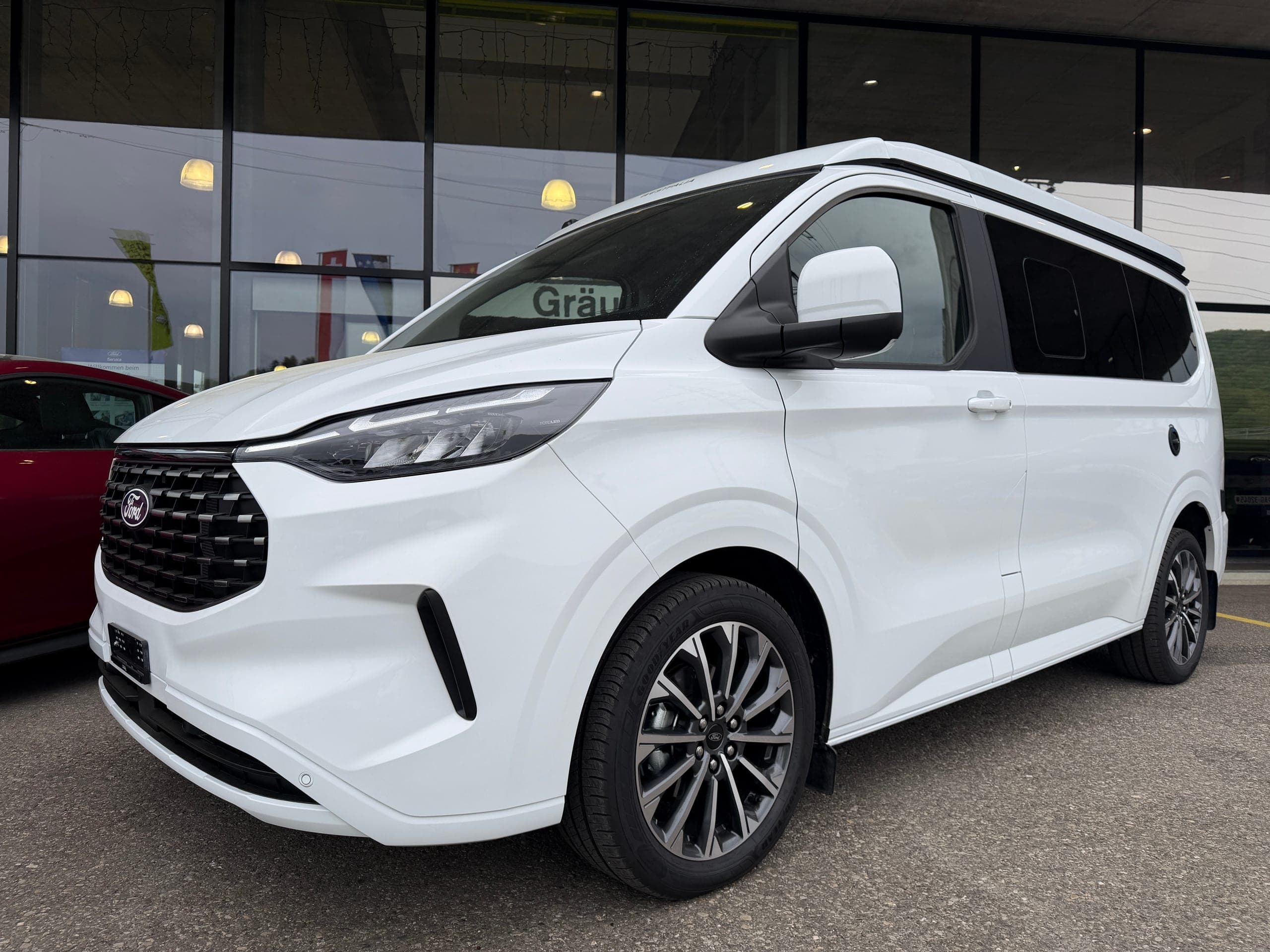 Ford Transit Custom FORD Transit Custom Nugget 320 L1H1 Aut. Titanium