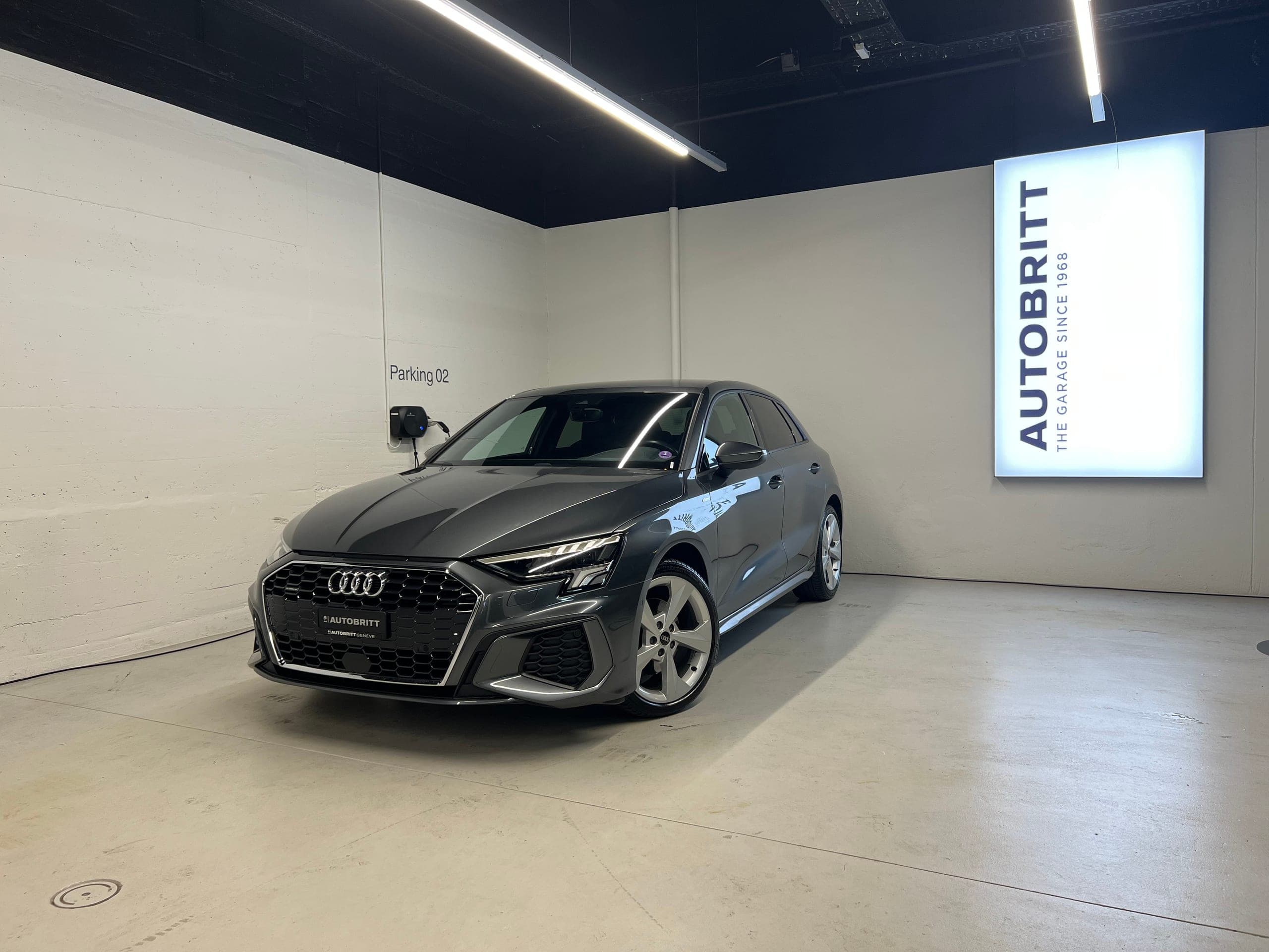 Audi A3 AUDI A3 Sportback 2.0 40 TFSI S Line quattro S-Tronic