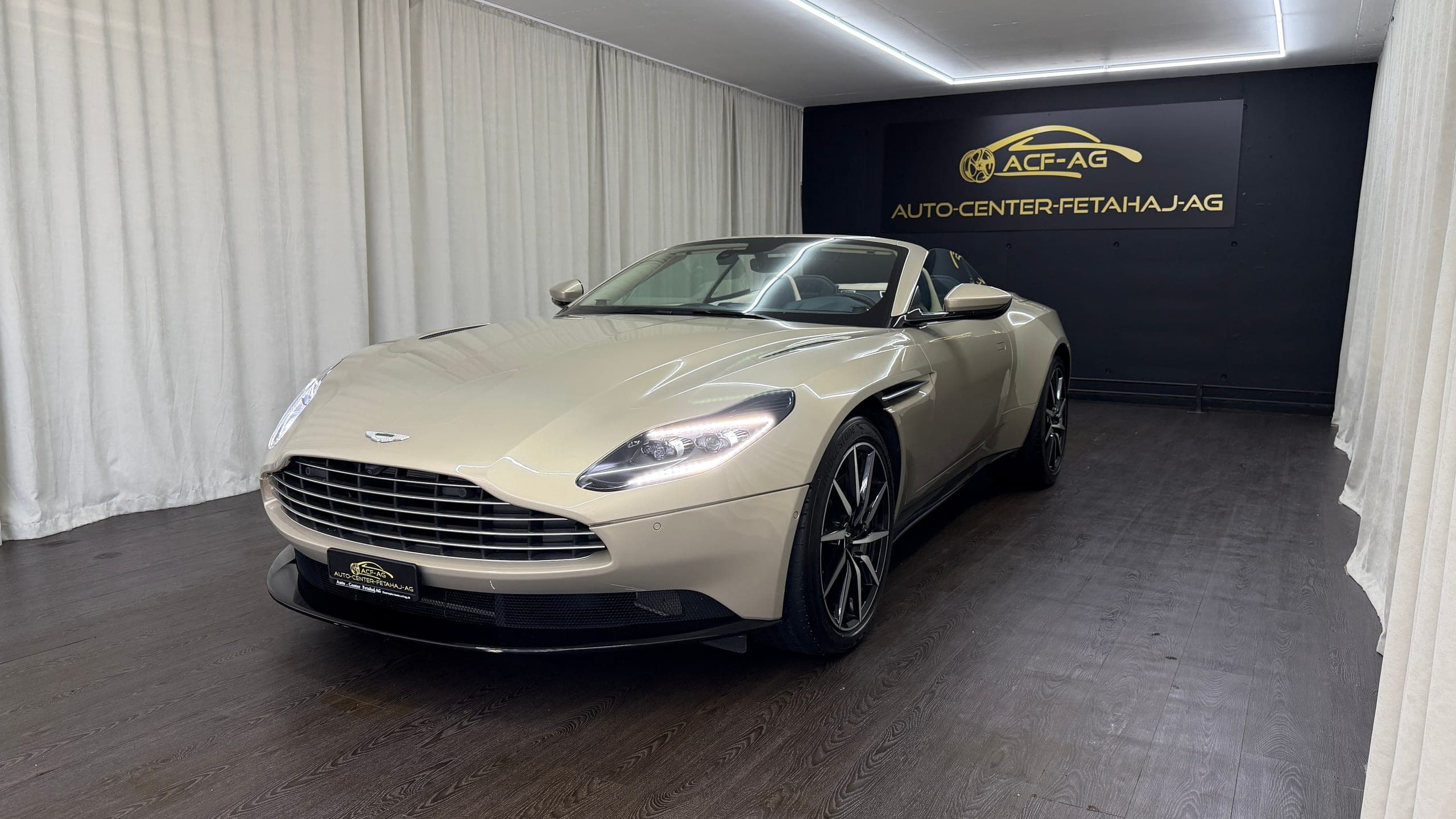 Aston Martin DB11 ASTON MARTIN DB11 V8 Volante Touchtronic 3