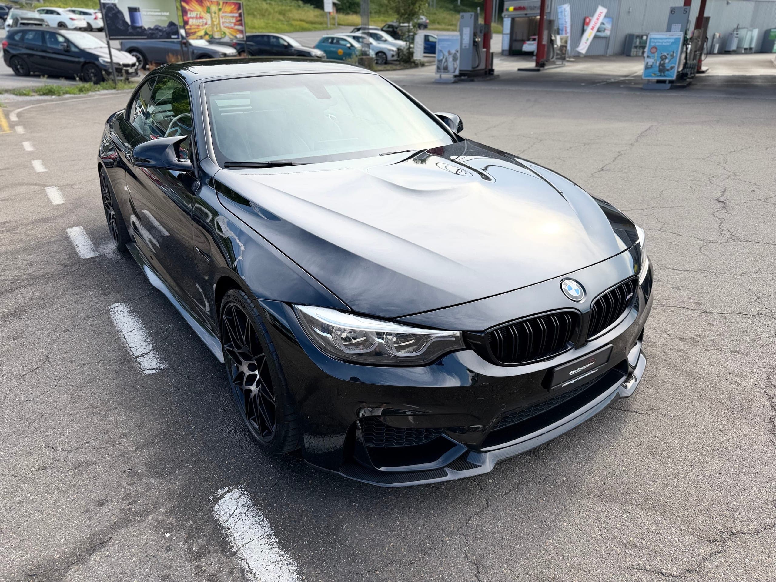 BMW 4er BMW M4 Cabriolet Competition DKG ° All Black °