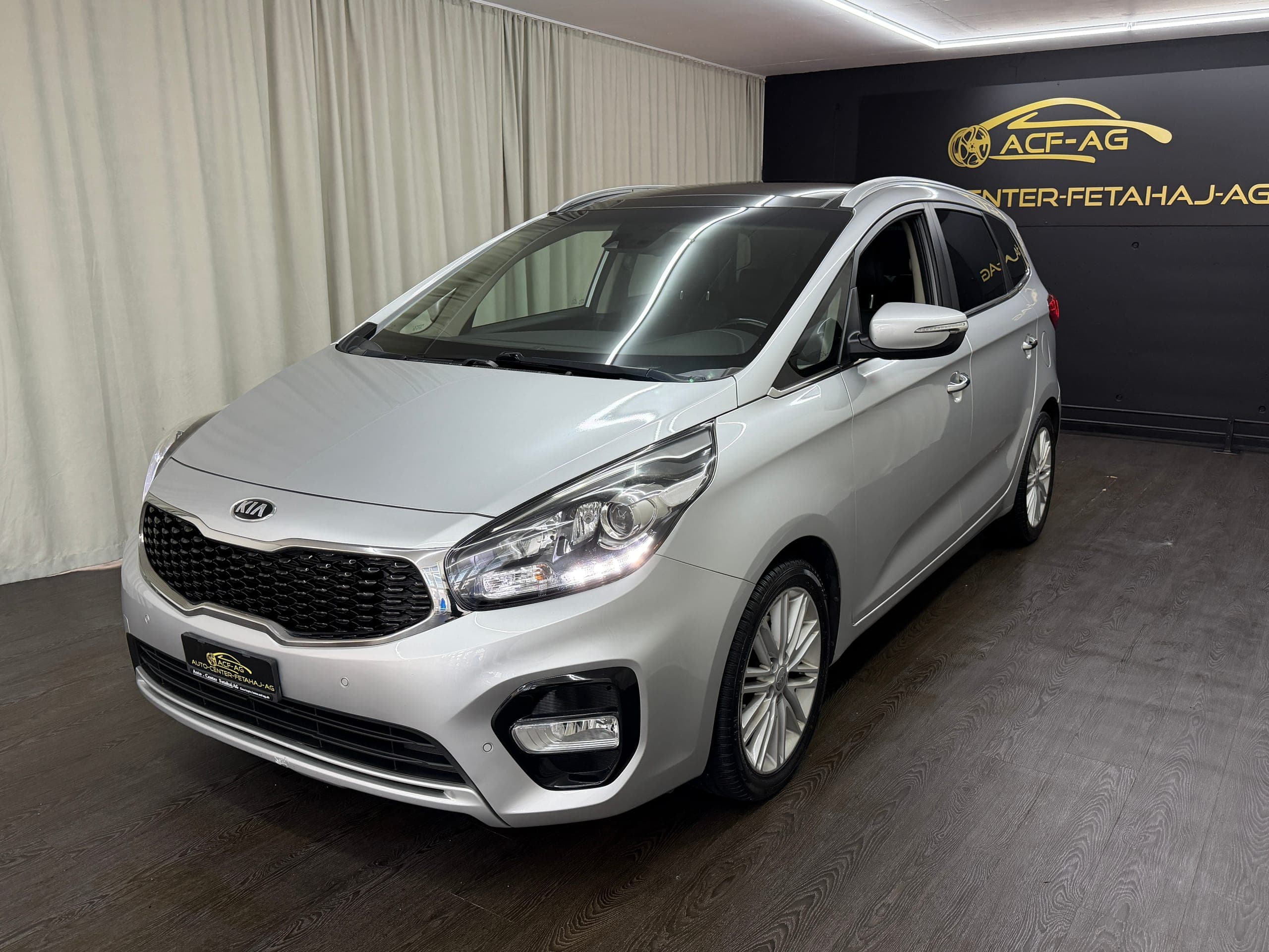 Kia Carens KIA Carens 1.7 CRDi Trend DCT