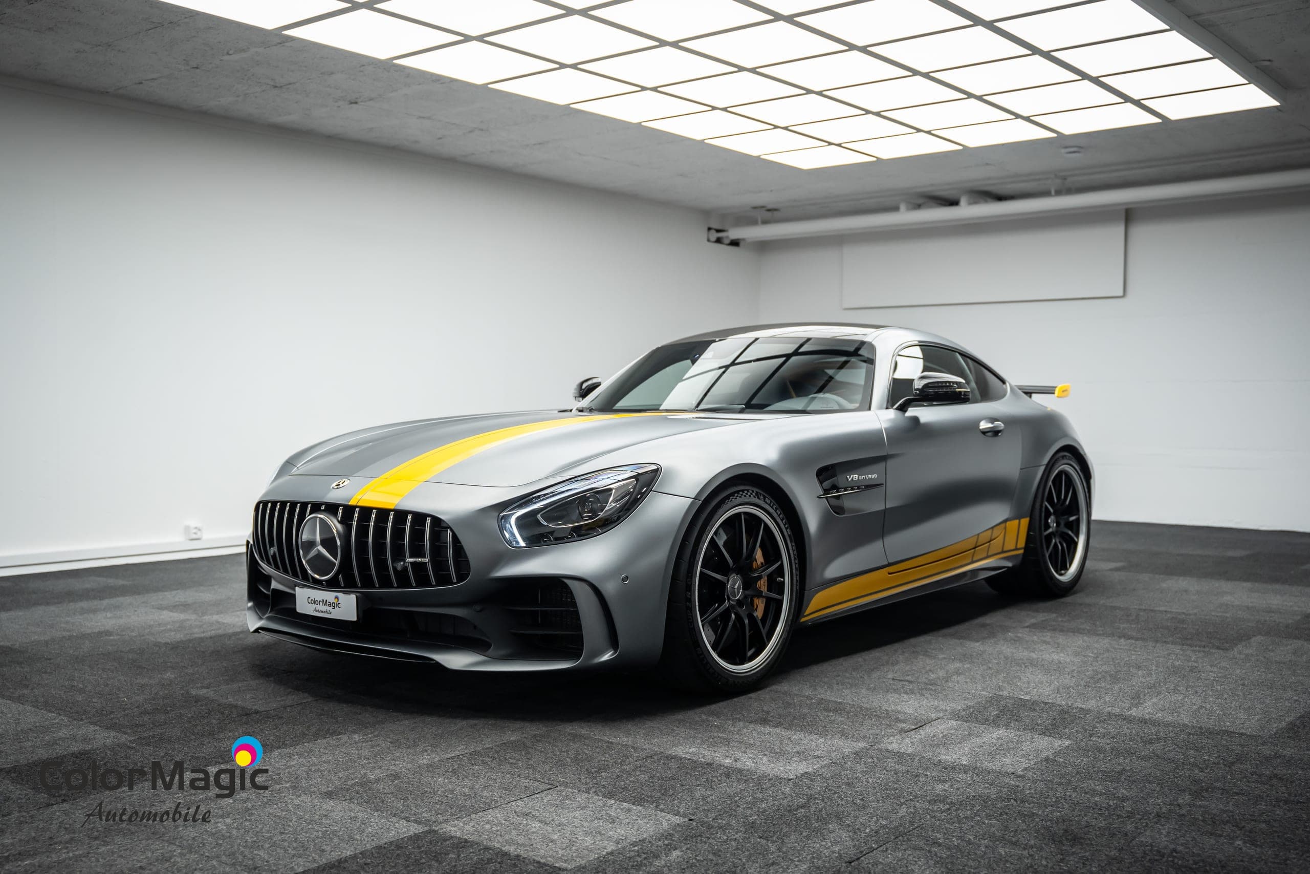 Mercedes-Benz GT MERCEDES-BENZ * AMG GT R * MONSTER IN DESIGNO GRAU MATT \u0026 SCHALENSITZEN * OHNE OPF * LEASING AB 650.- *