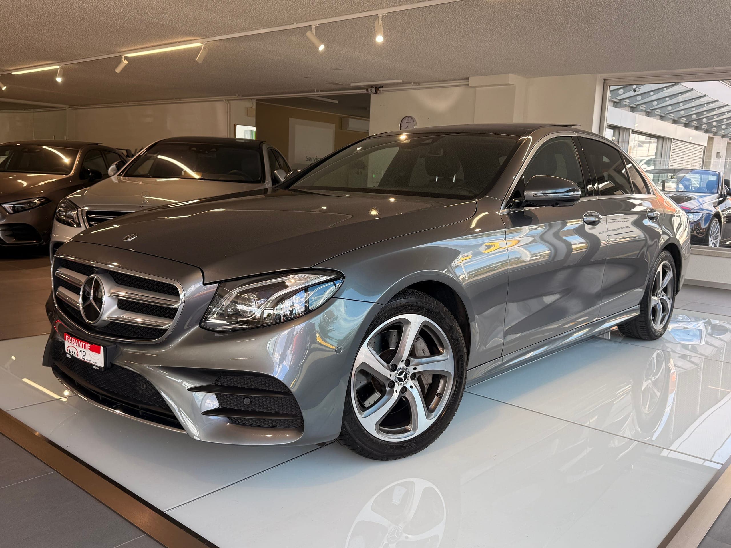 Mercedes-Benz E-Klasse MERCEDES-BENZ E 220 d Avantgrde 4Matic 9G-Tronic