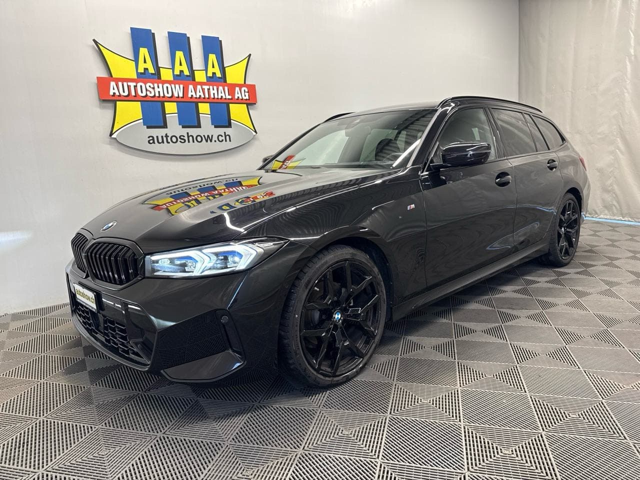 BMW 3er BMW 320d xDrive 48V Touring Steptronic M Sport