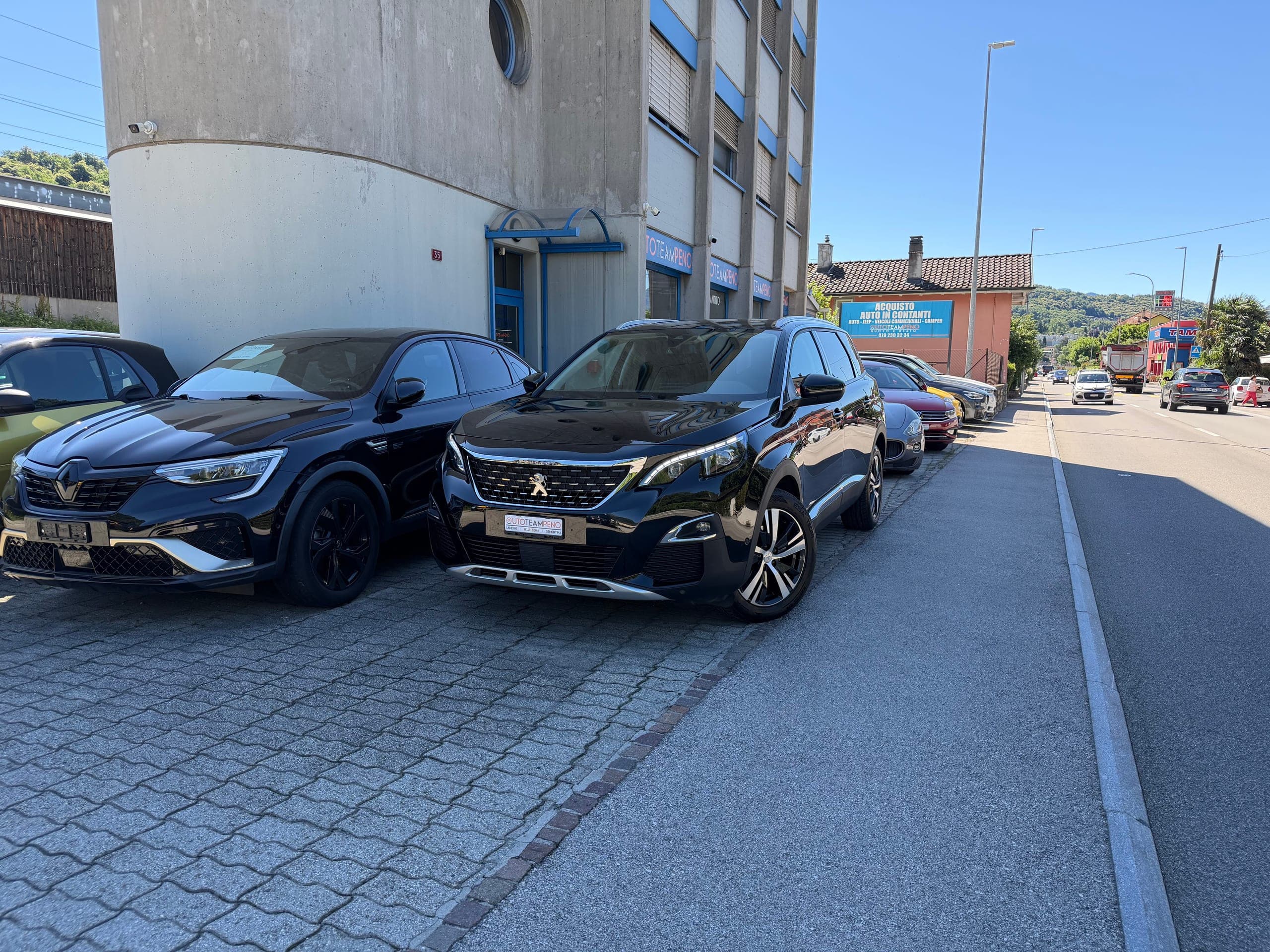 Peugeot 5008 PEUGEOT 5008 1.2 Pure Tech Allure