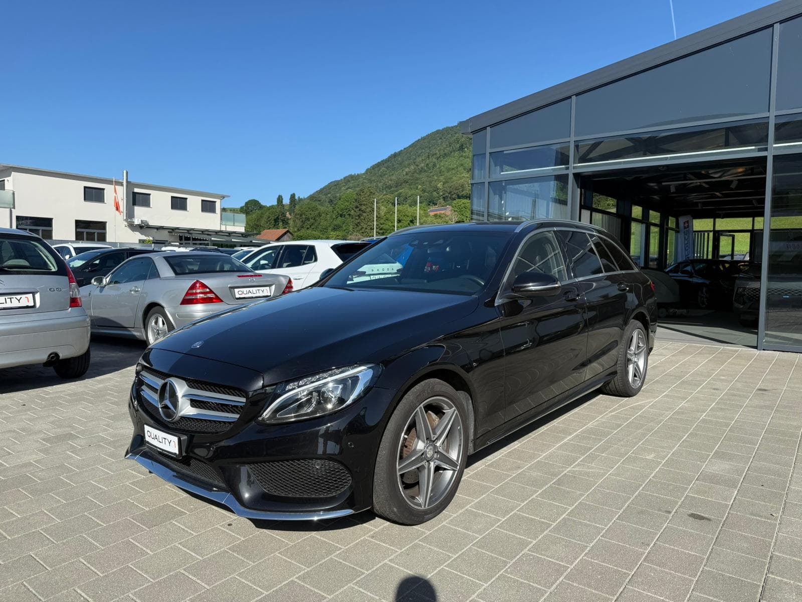 Mercedes-Benz C-Klasse MERCEDES-BENZ C 200 AMG Line 4Matic 7G-Tronic