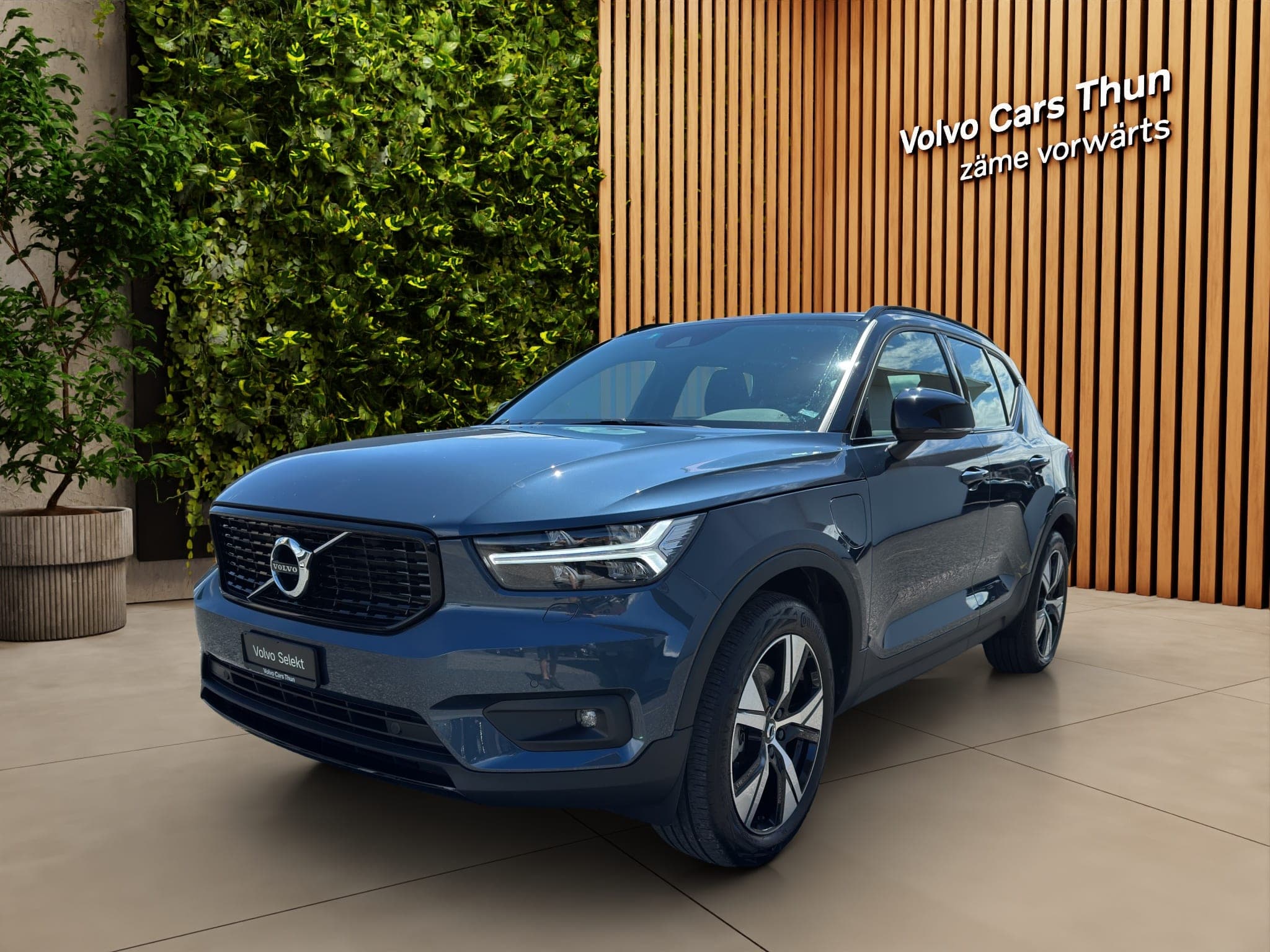 Volvo XC40 VOLVO XC40 1.5 T4 PiH R-Design