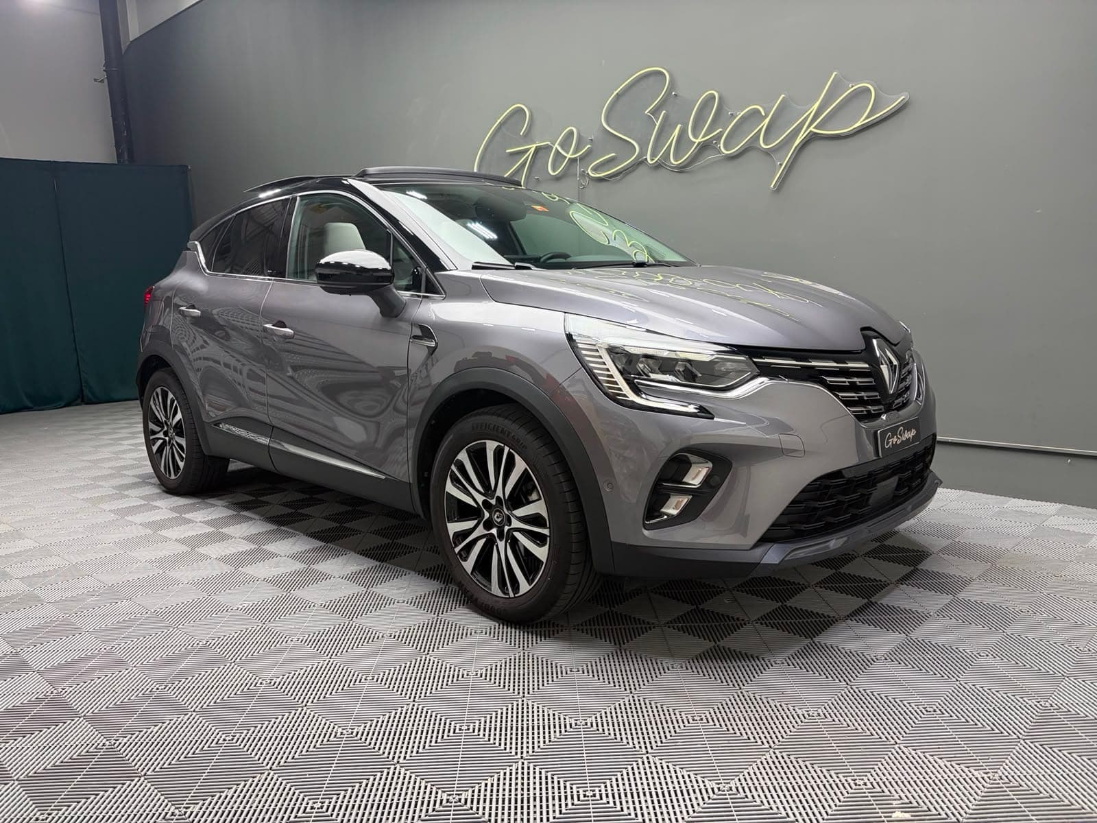 Renault Captur RENAULT Captur 1.6 E-Tech Initiale Paris DHT