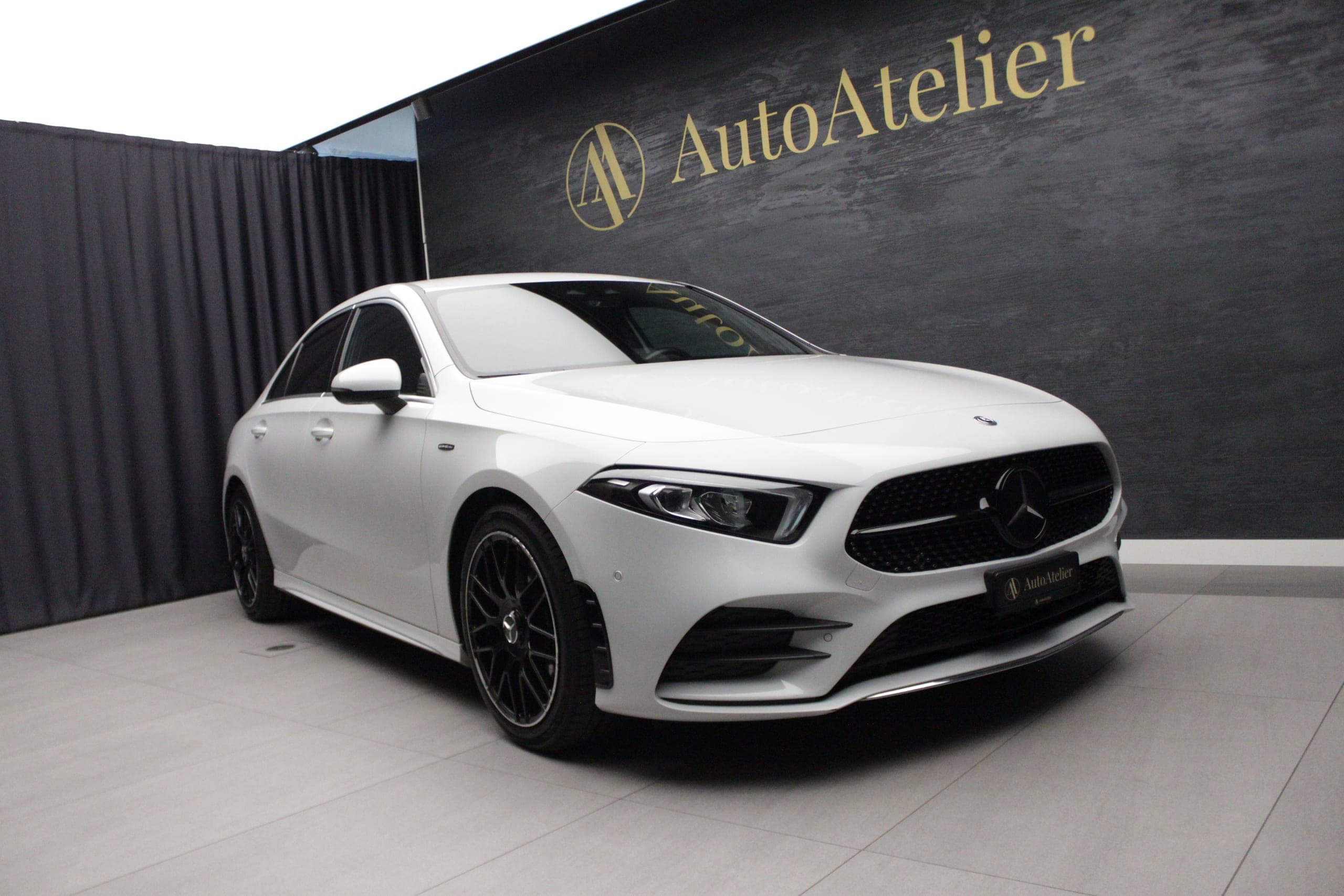 Mercedes-Benz A-Klasse MERCEDES-BENZ A 250 4Matic AMG Line 4Matic 7G-DCT