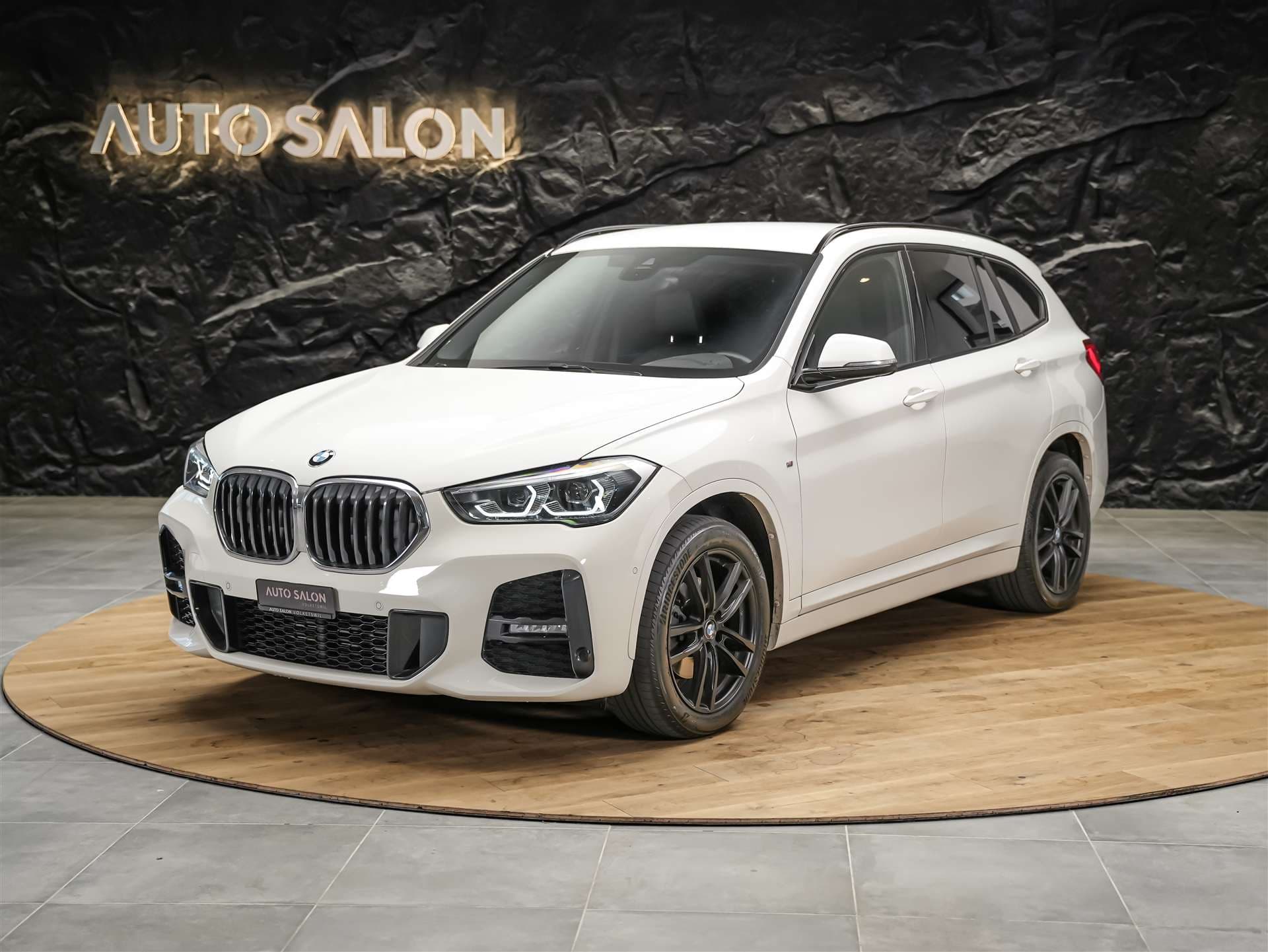 BMW X1 BMW X1 xDrive 18d M Sport Steptronic *CH Auto*El. Sitze mit Memory*