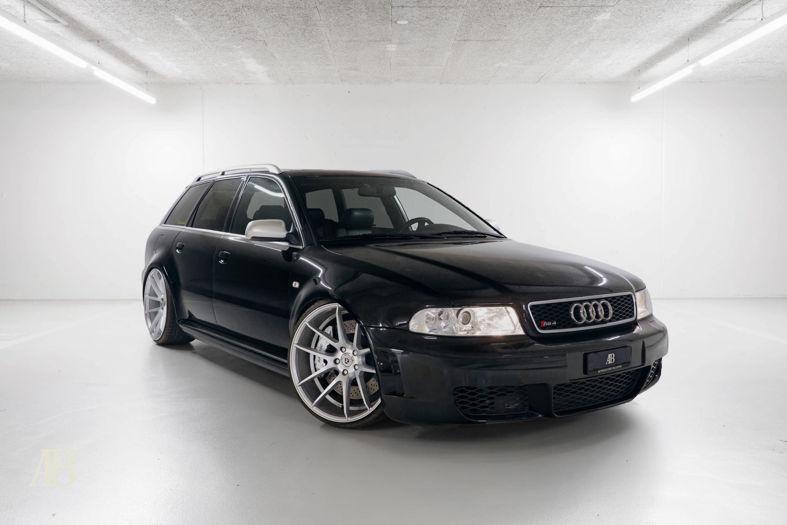 Audi S4 / RS4 AUDI RS4 Avant 2.7 V6 Biturbo quattro - Sportec