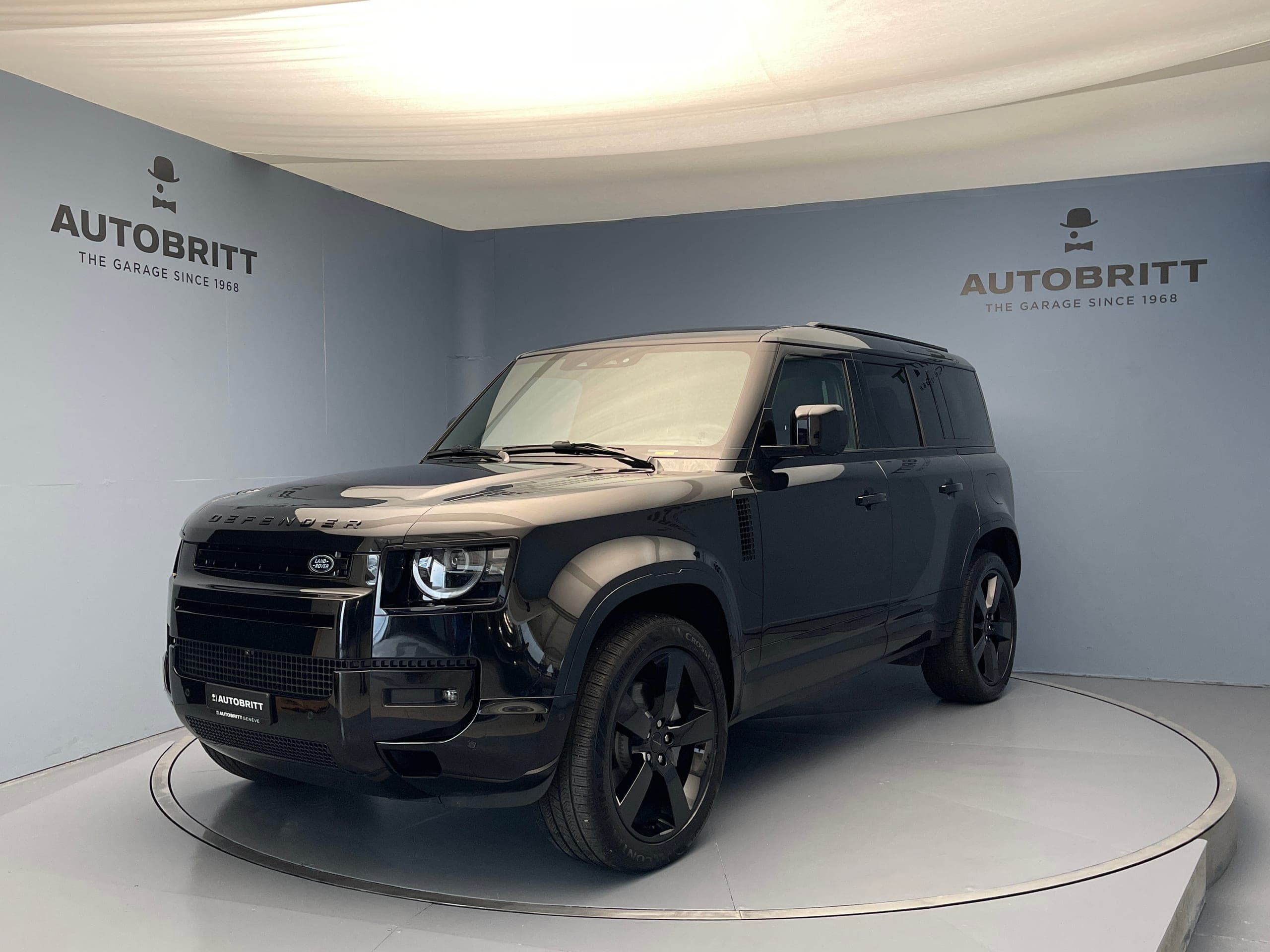 Land Rover Defender LAND ROVER Defender 110 2.0 P300e X-Dynamic HSE