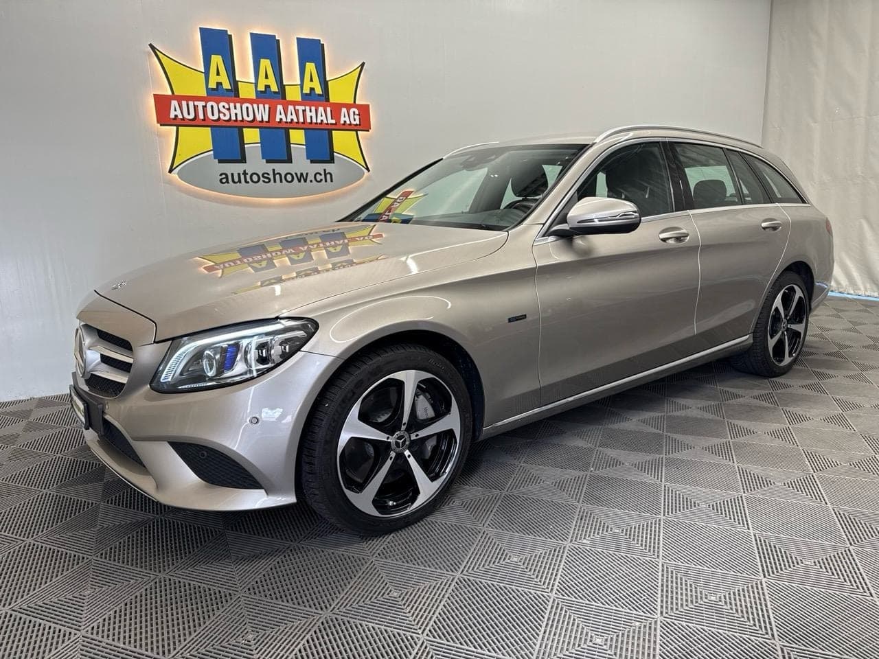 Mercedes-Benz C-Klasse MERCEDES-BENZ C 300 e T-Modell Avantgarde 9G-Tronic