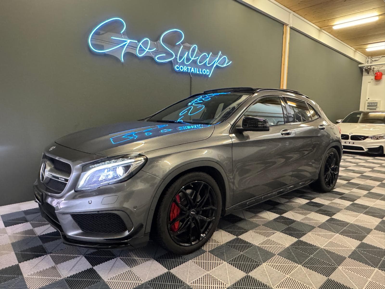 Mercedes-Benz GLA-Klasse MERCEDES-BENZ GLA 45 AMG 4Matic 7G-DCT