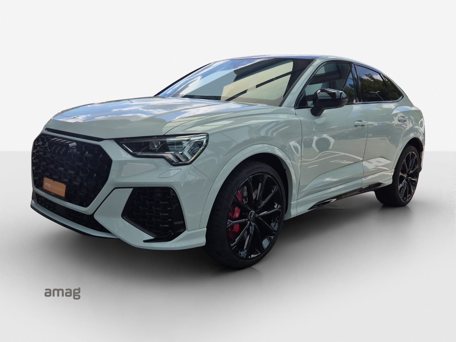 Audi RS Q3 AUDI RS Q3 Sportback quattro S tronic