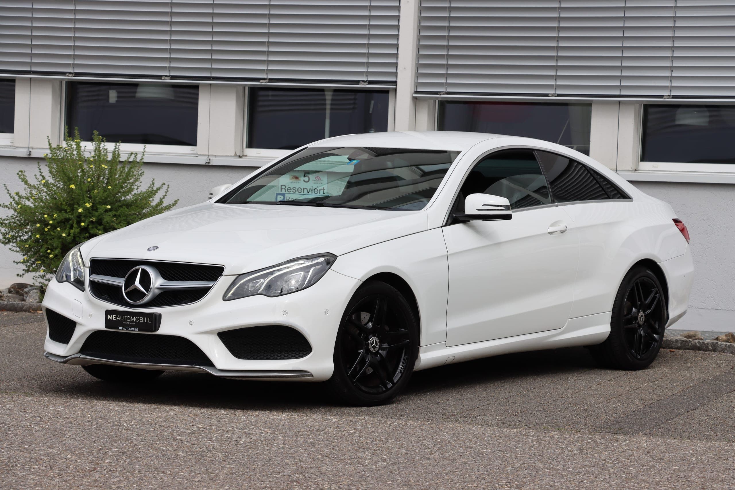 Mercedes-Benz E-Klasse MERCEDES-BENZ E 200 7G-Tronic AMG Line