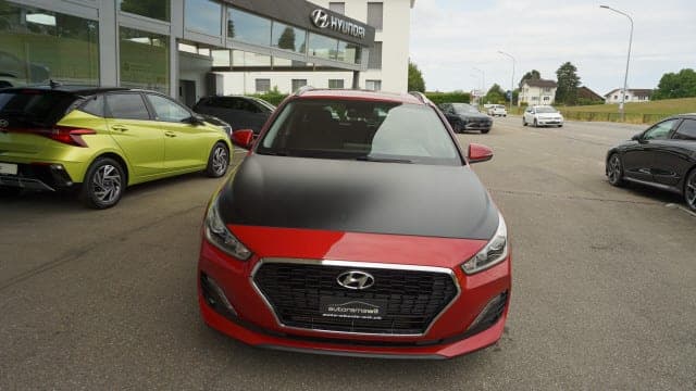 Hyundai i30 HYUNDAI i30 1.4 T-GDi Amplia
