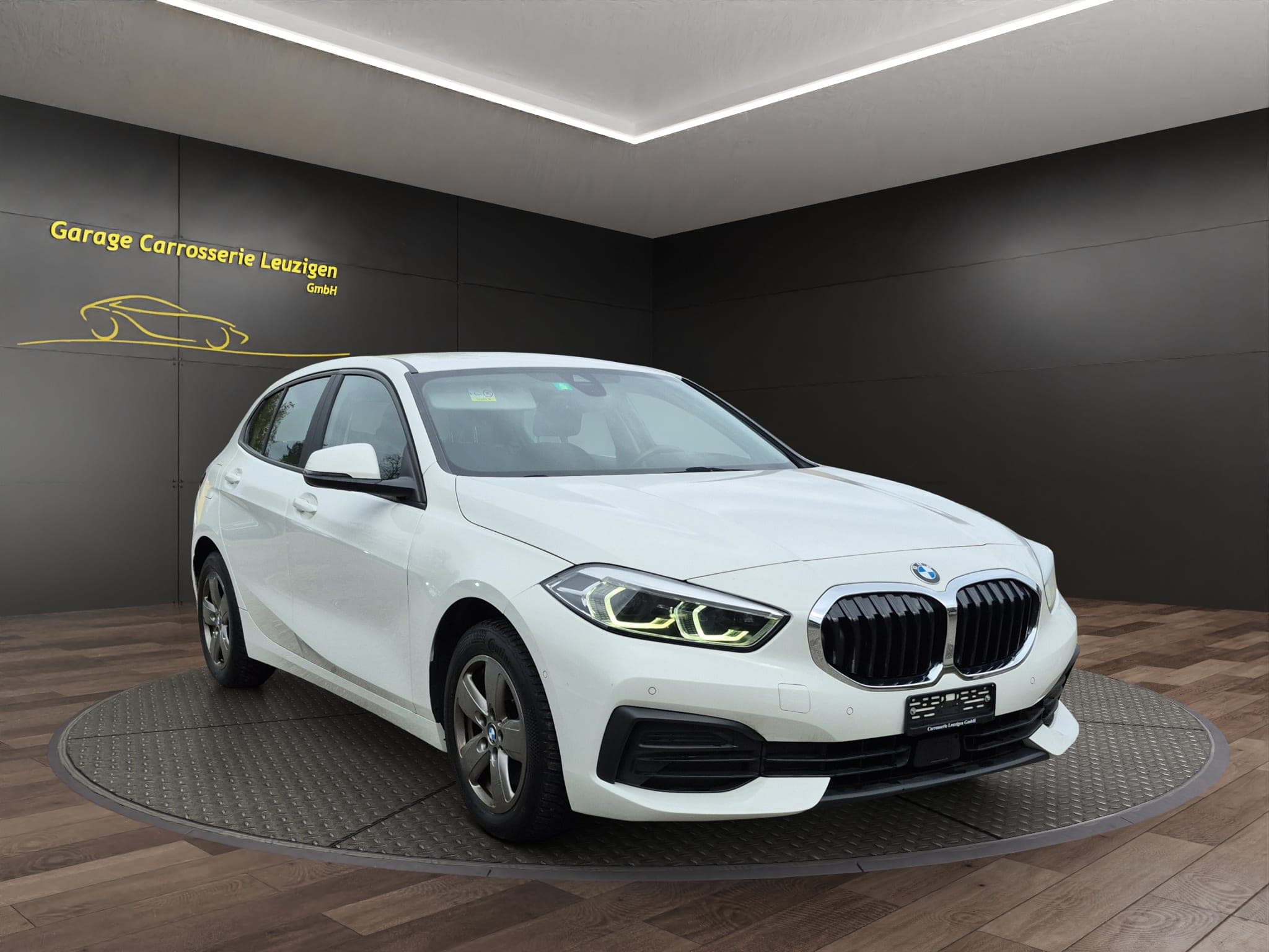 BMW 1er BMW 118i Steptronic Sport Line
