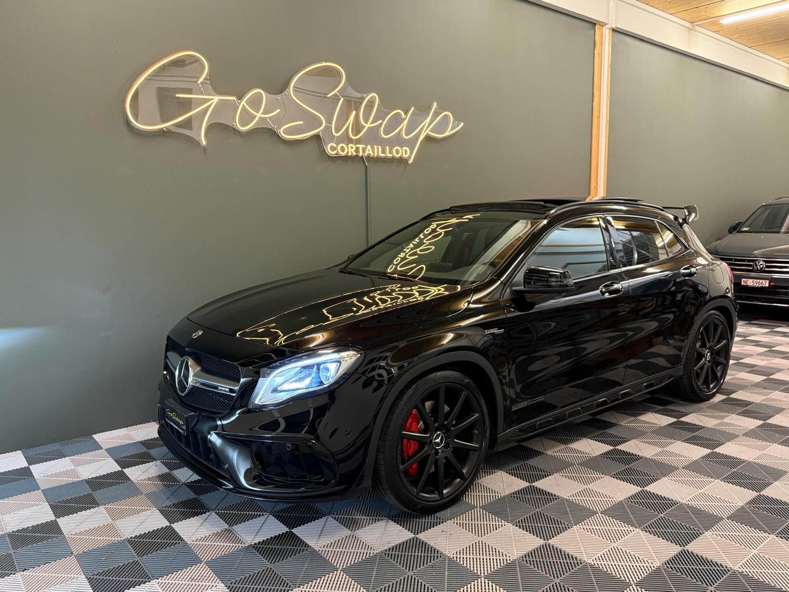 Mercedes-Benz GLA-Klasse MERCEDES-BENZ GLA 45 AMG 4Matic 7G-DCT