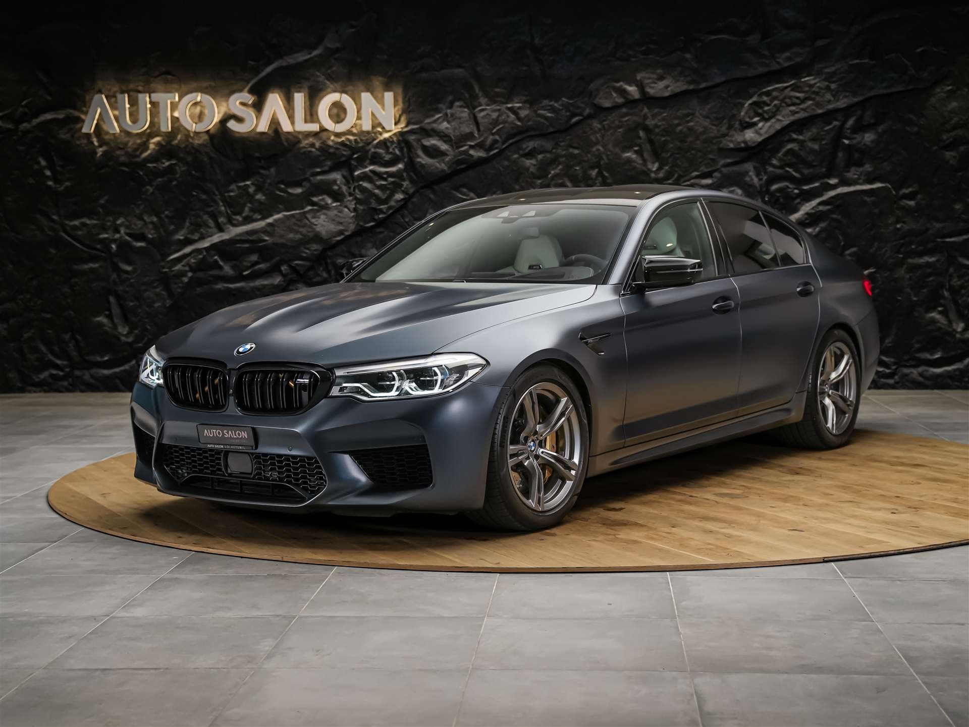 BMW 5er BMW M5 xDrive Competition Drivelogic *CH Auto*Massage*Keramik*Bowers\u0026Wilkins*H\u0026R*