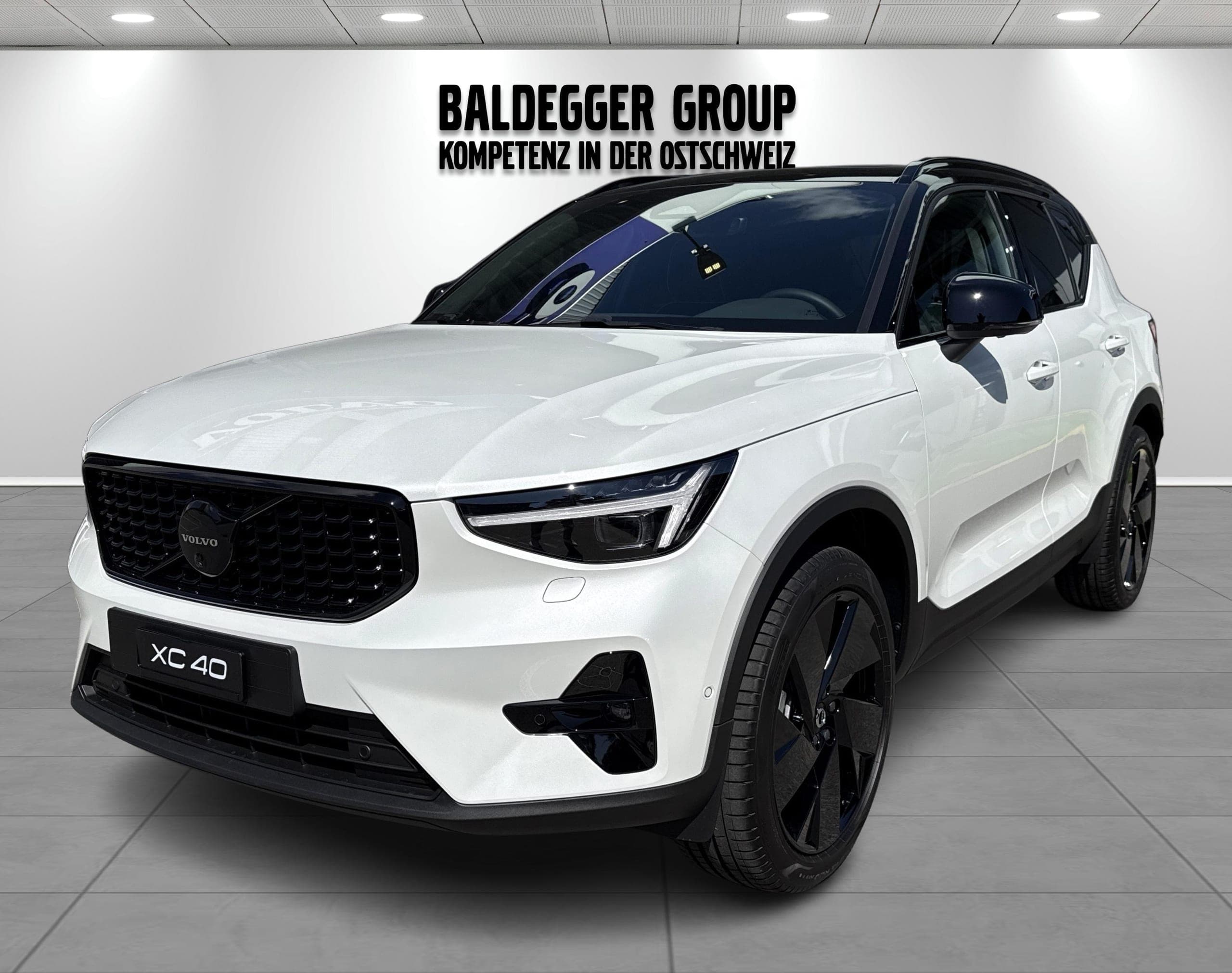 Volvo XC40 VOLVO XC40 2.0 B4 MH Black Edition