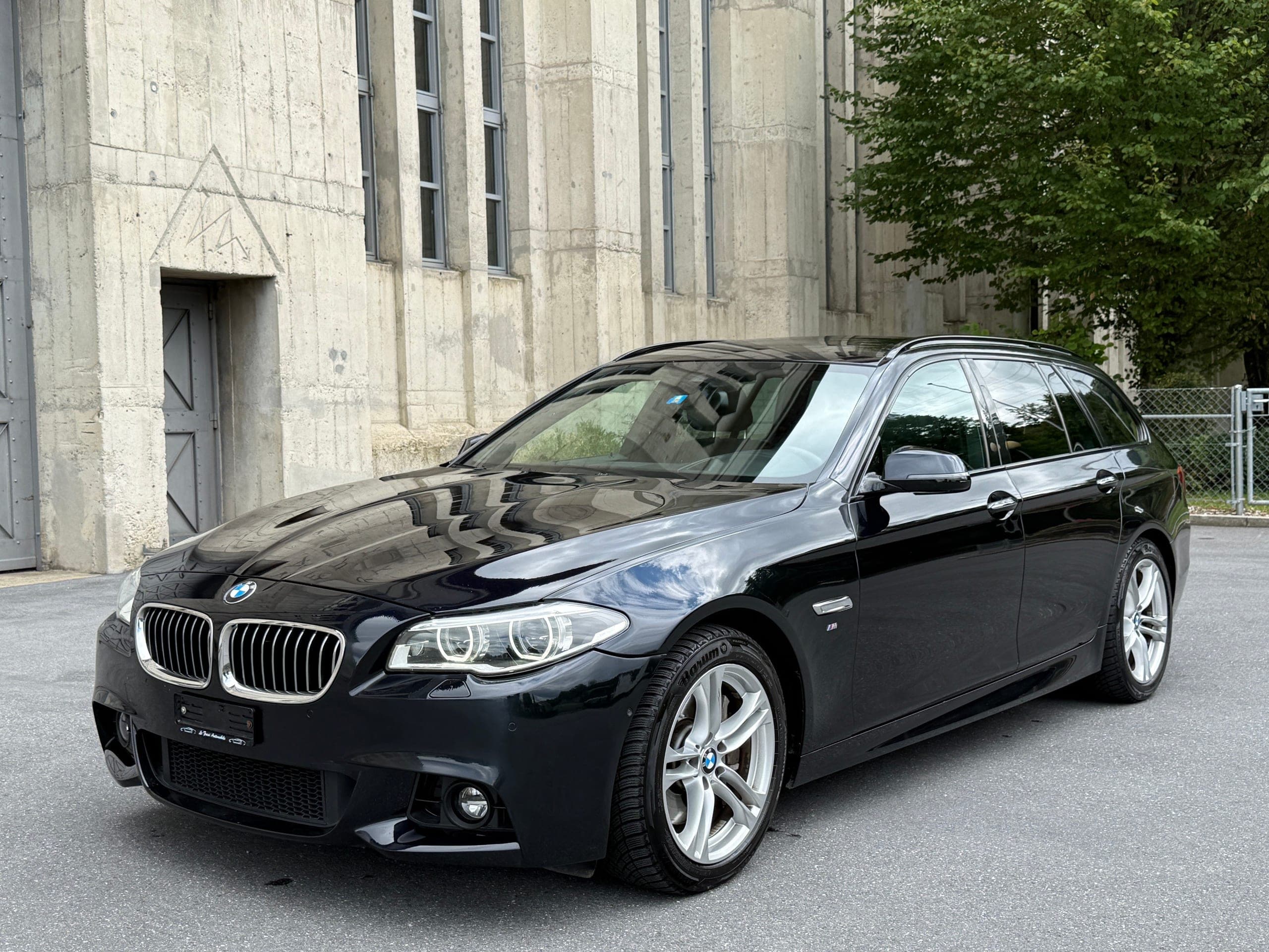 BMW 5er BMW 530d Touring xDrive Steptronic