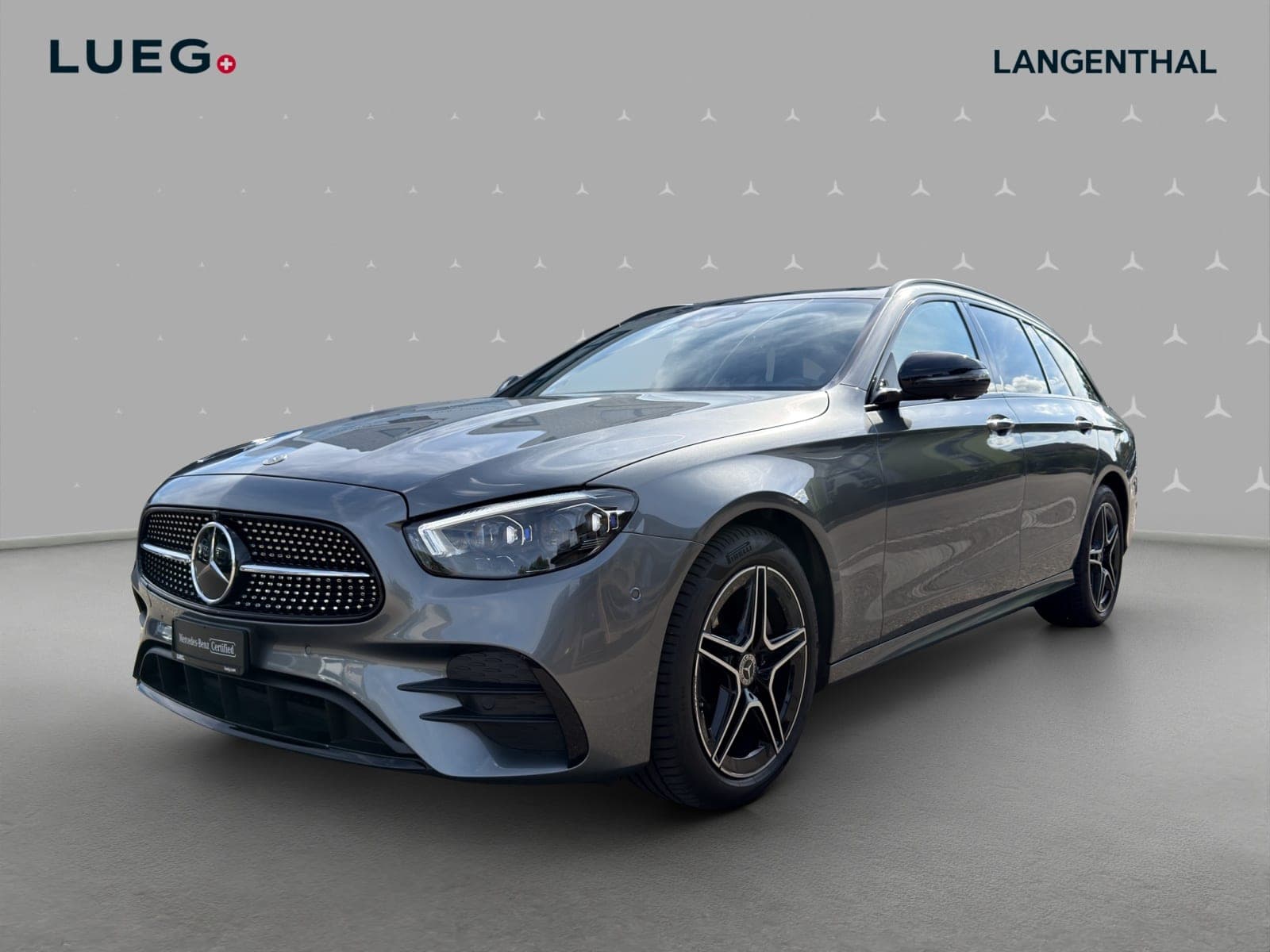 Mercedes-Benz E-Klasse MERCEDES-BENZ E 220 d T 4Matic AMG Line 9G-Tronic
