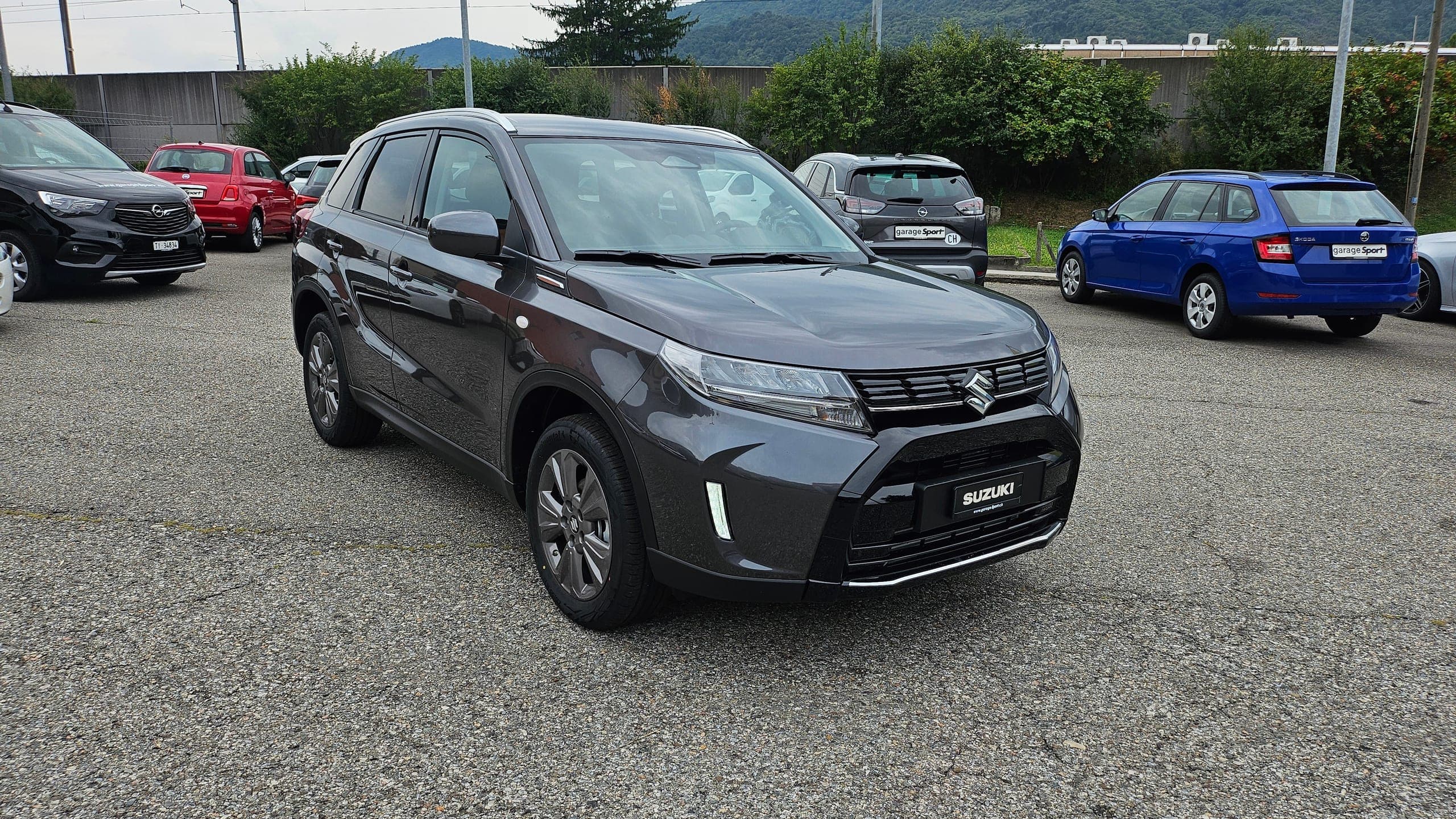 Suzuki Vitara SUZUKI Vitara 1.4 Boosterjet Compact + 4x4 Hybrid Automatic