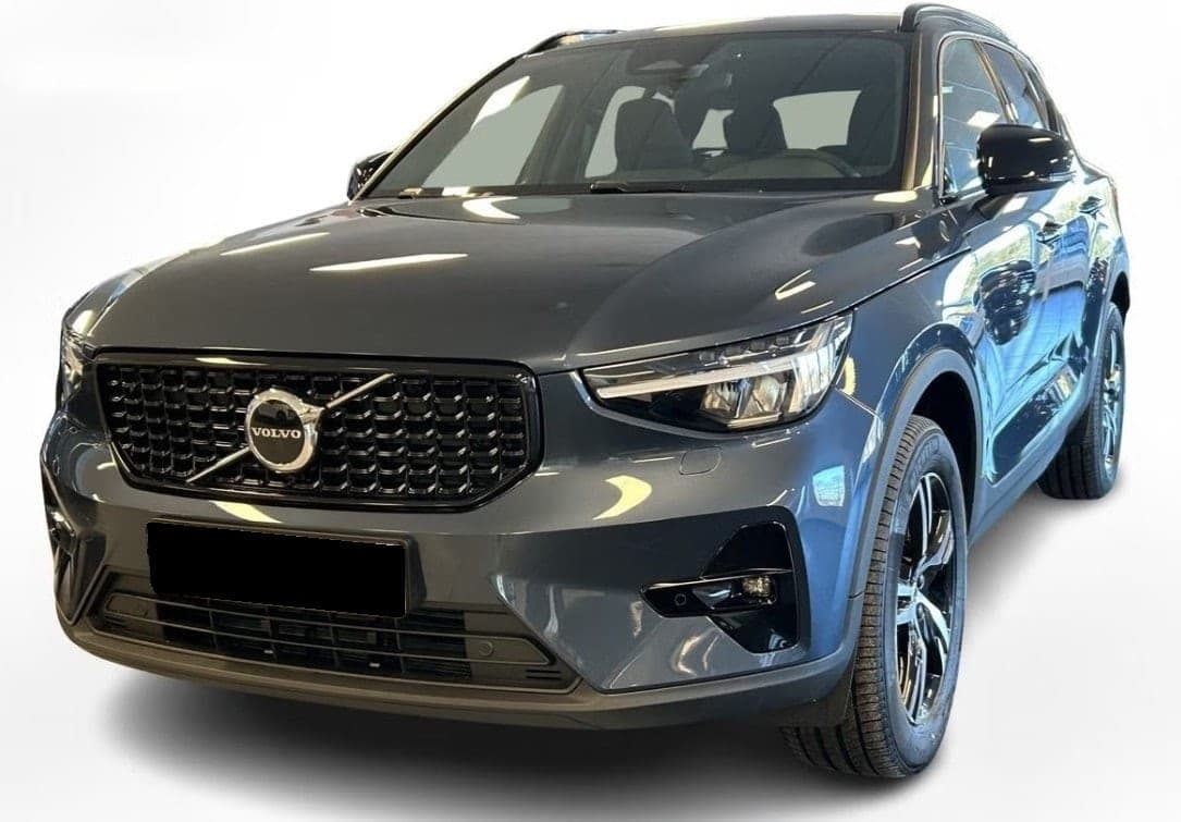 Volvo XC40 VOLVO XC40 B3 Benzin Mild Hybrid Plus Dark DCT