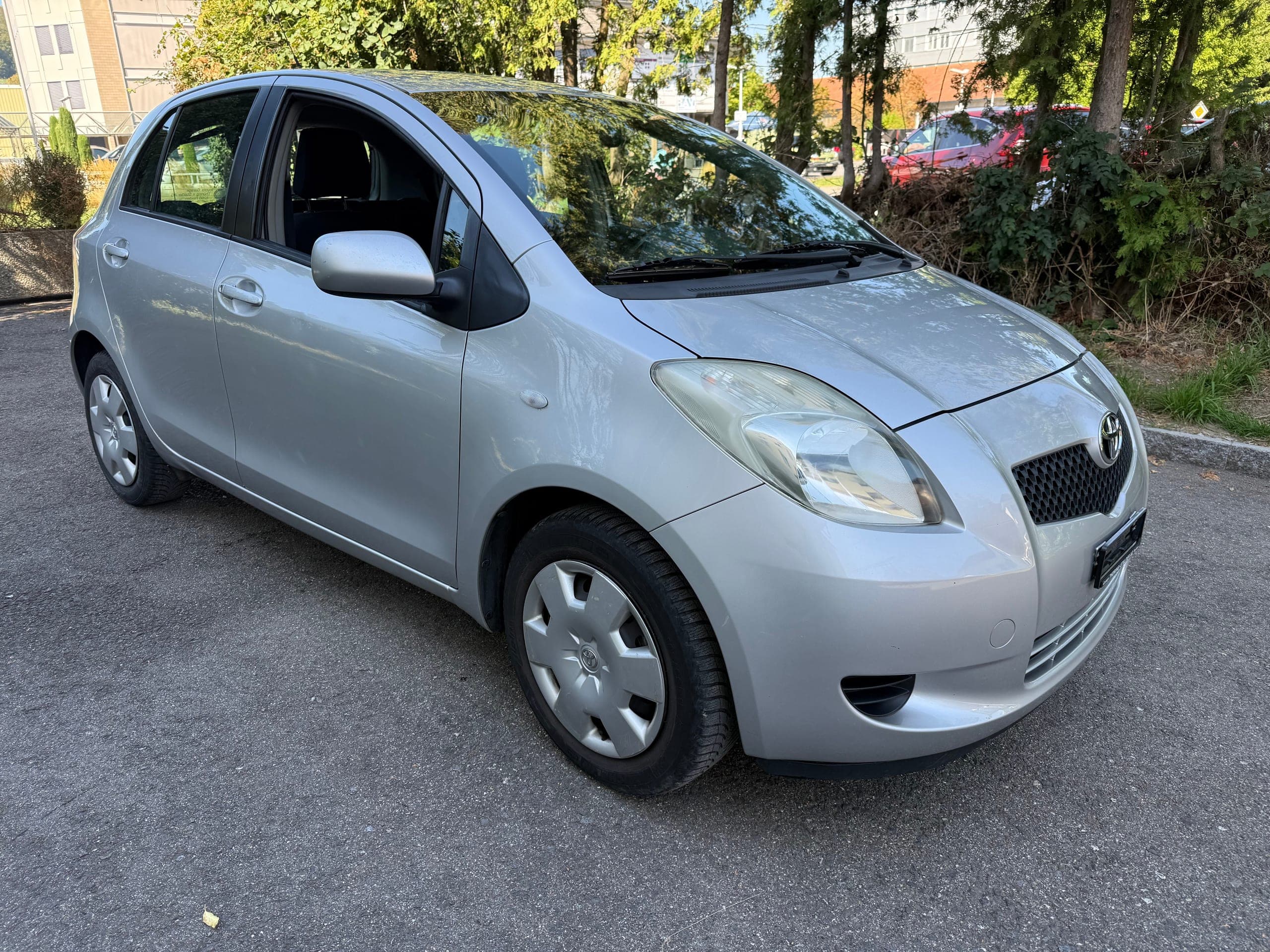 Toyota Yaris TOYOTA Yaris 1.3 Linea Luna