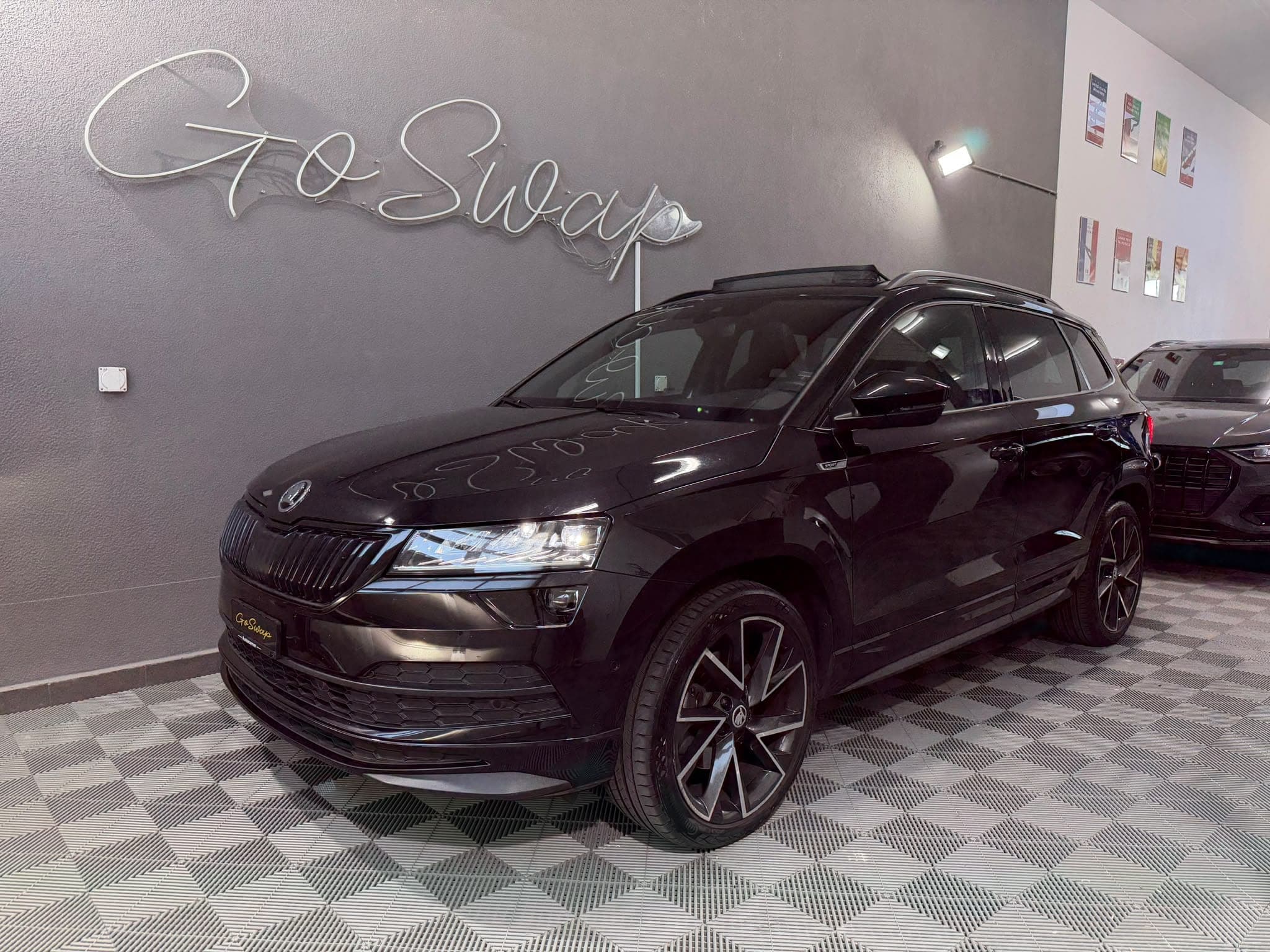 Skoda Karoq SKODA Karoq 2.0 TSI SportLine 4x4 DSG - Toit ouvrant - Caméra de recul