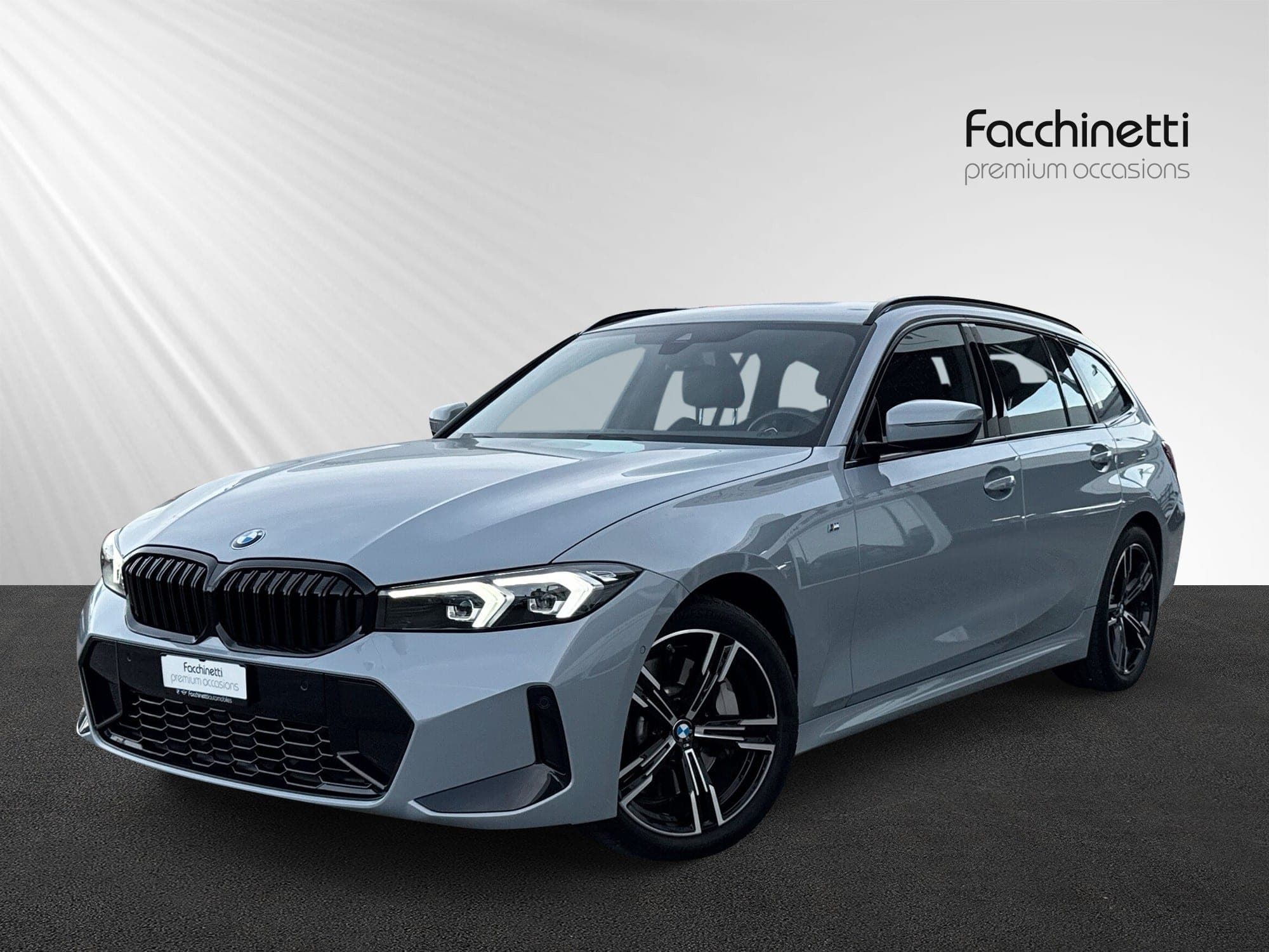 BMW 3er BMW 330i Touring xDrive Steptronic M Sport