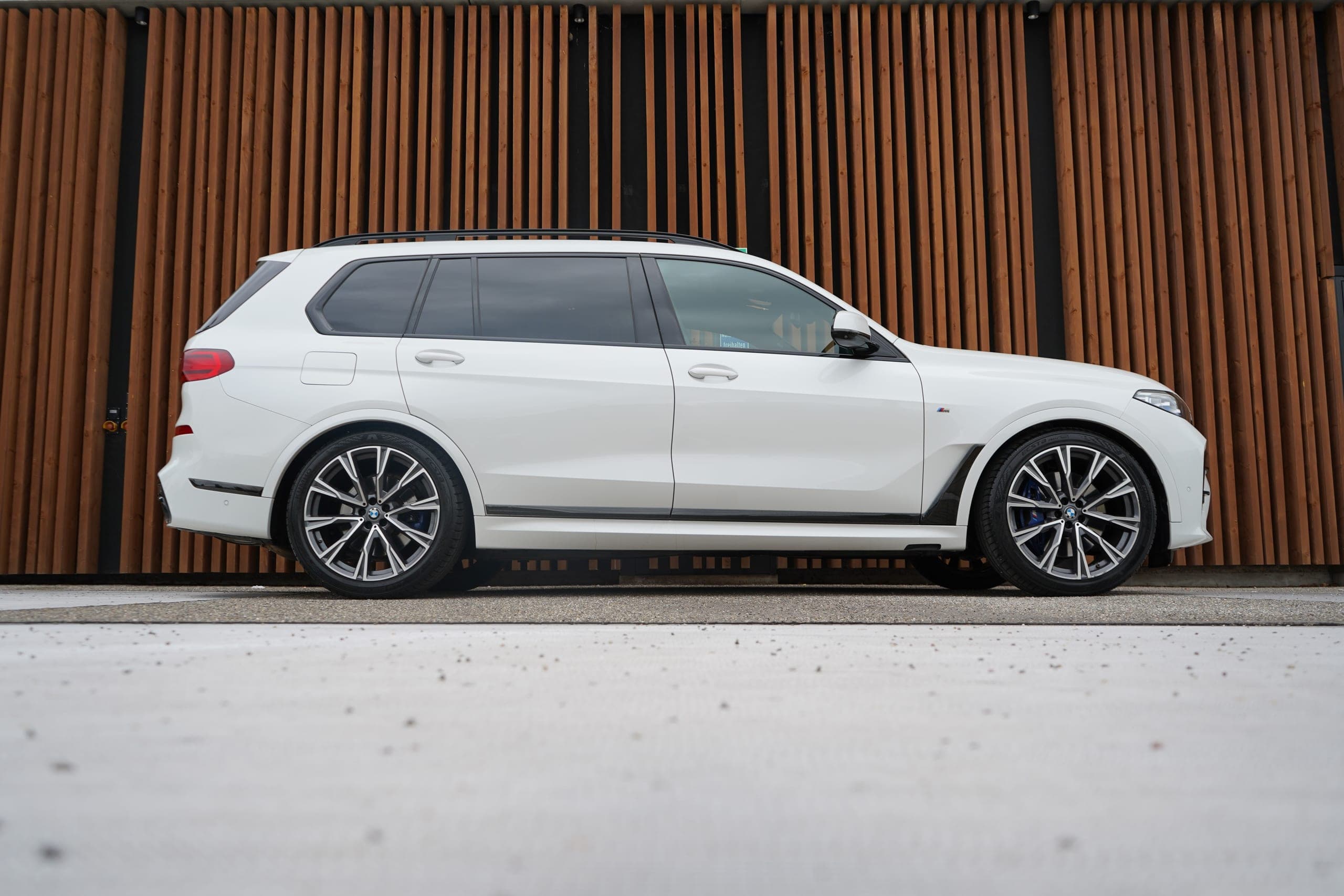 BMW X7 BMW X7 xDRIVE M50d STEPTRONIC BLACK l 400 PS