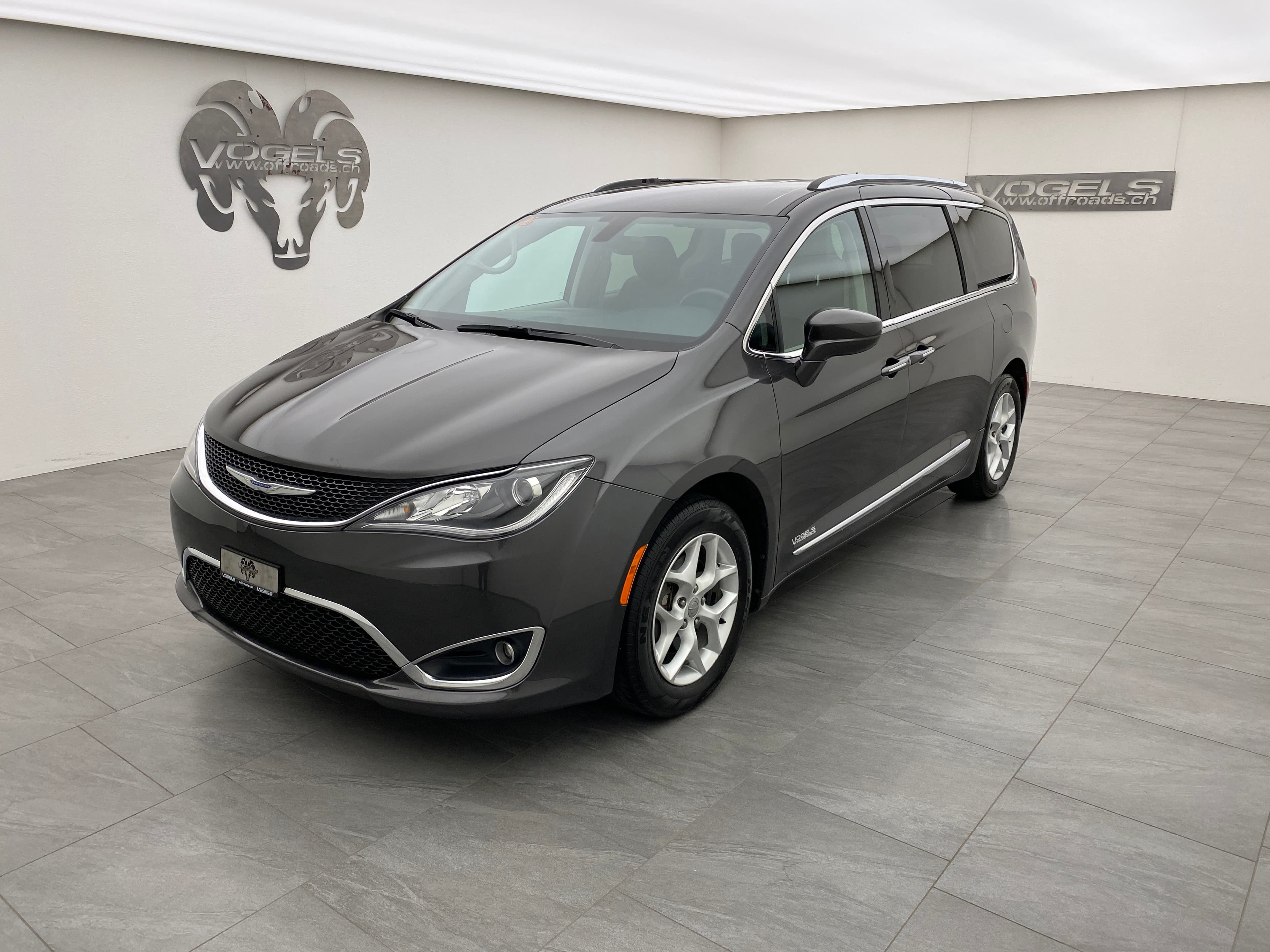 Chrysler Pacifica