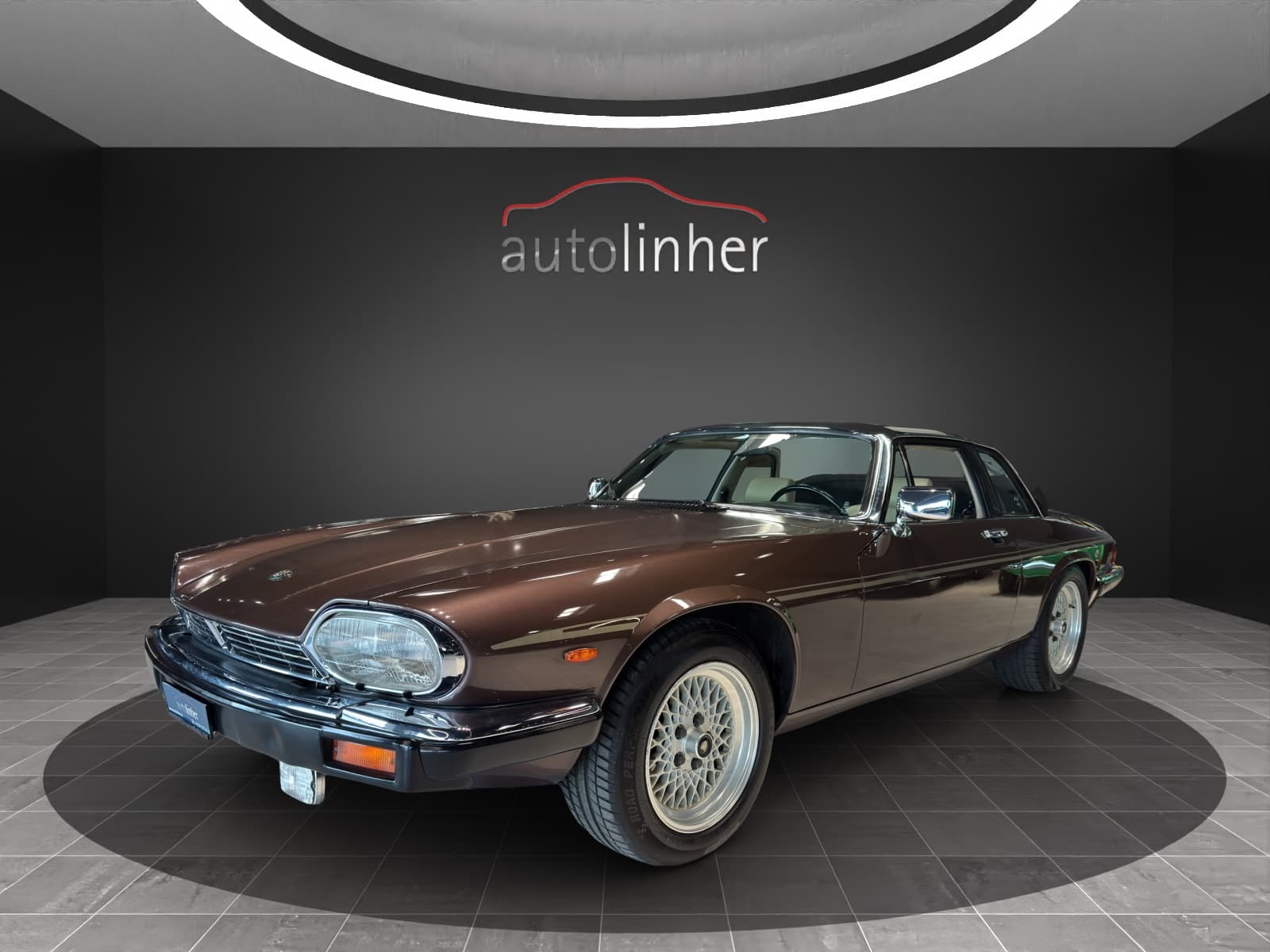 Jaguar XJ-S