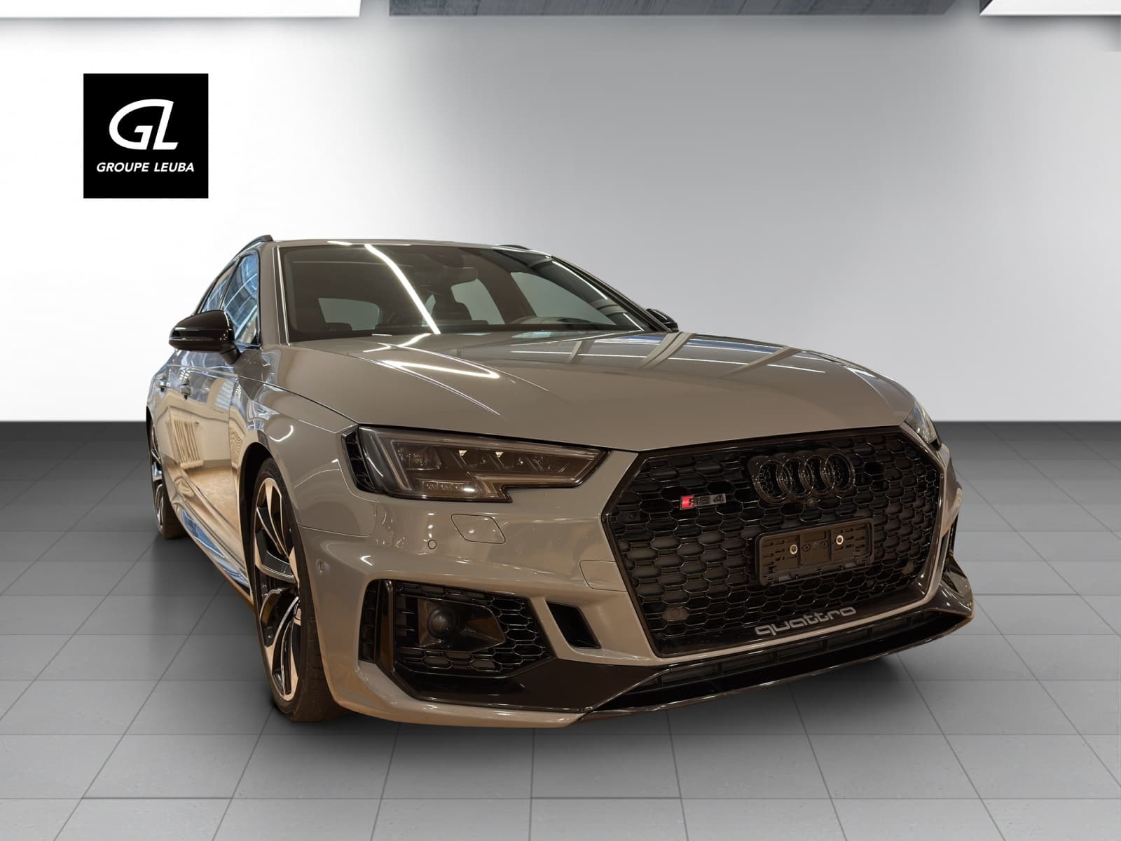 Audi S4 / RS4