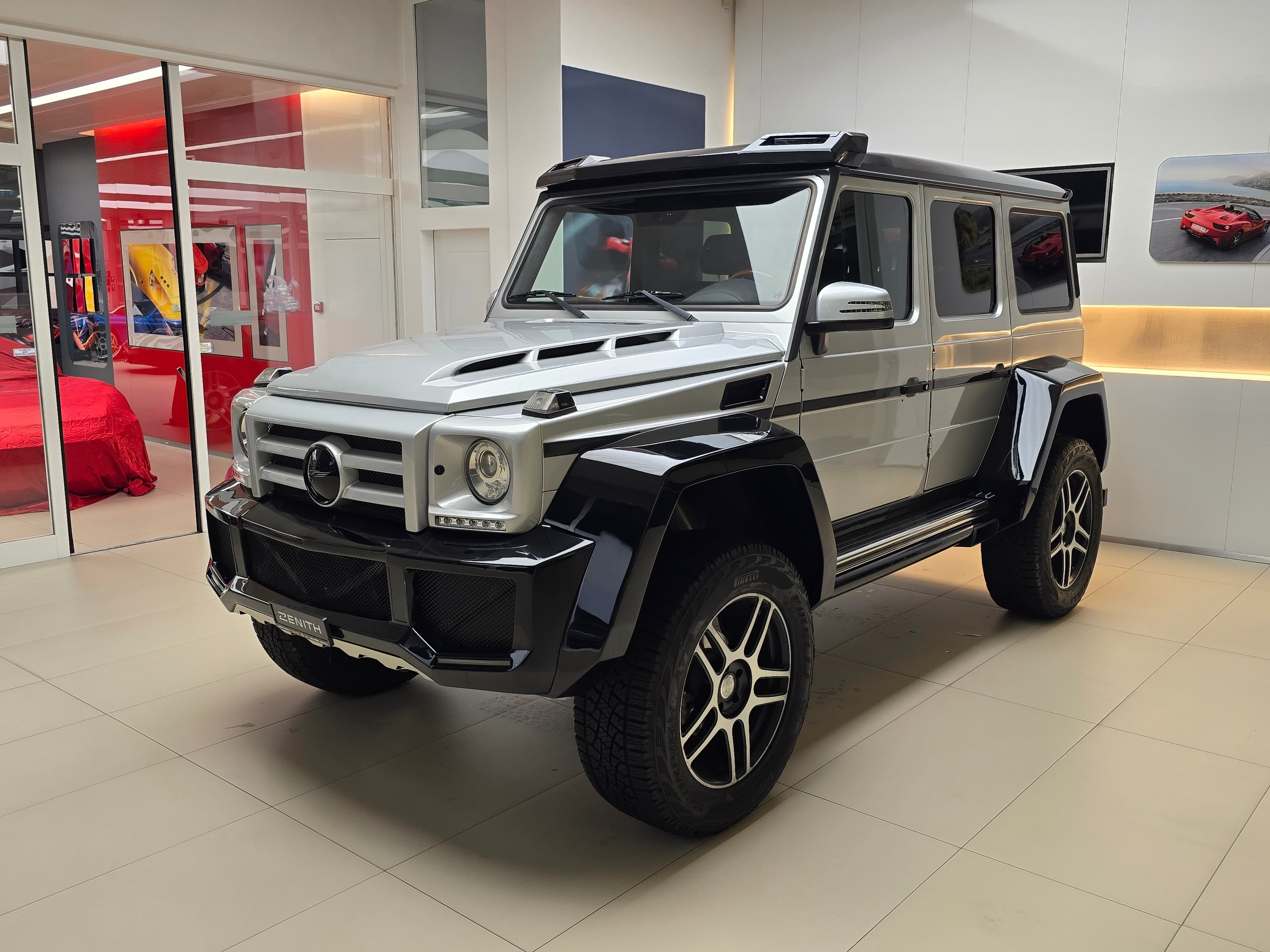 Mercedes-Benz G-Klasse